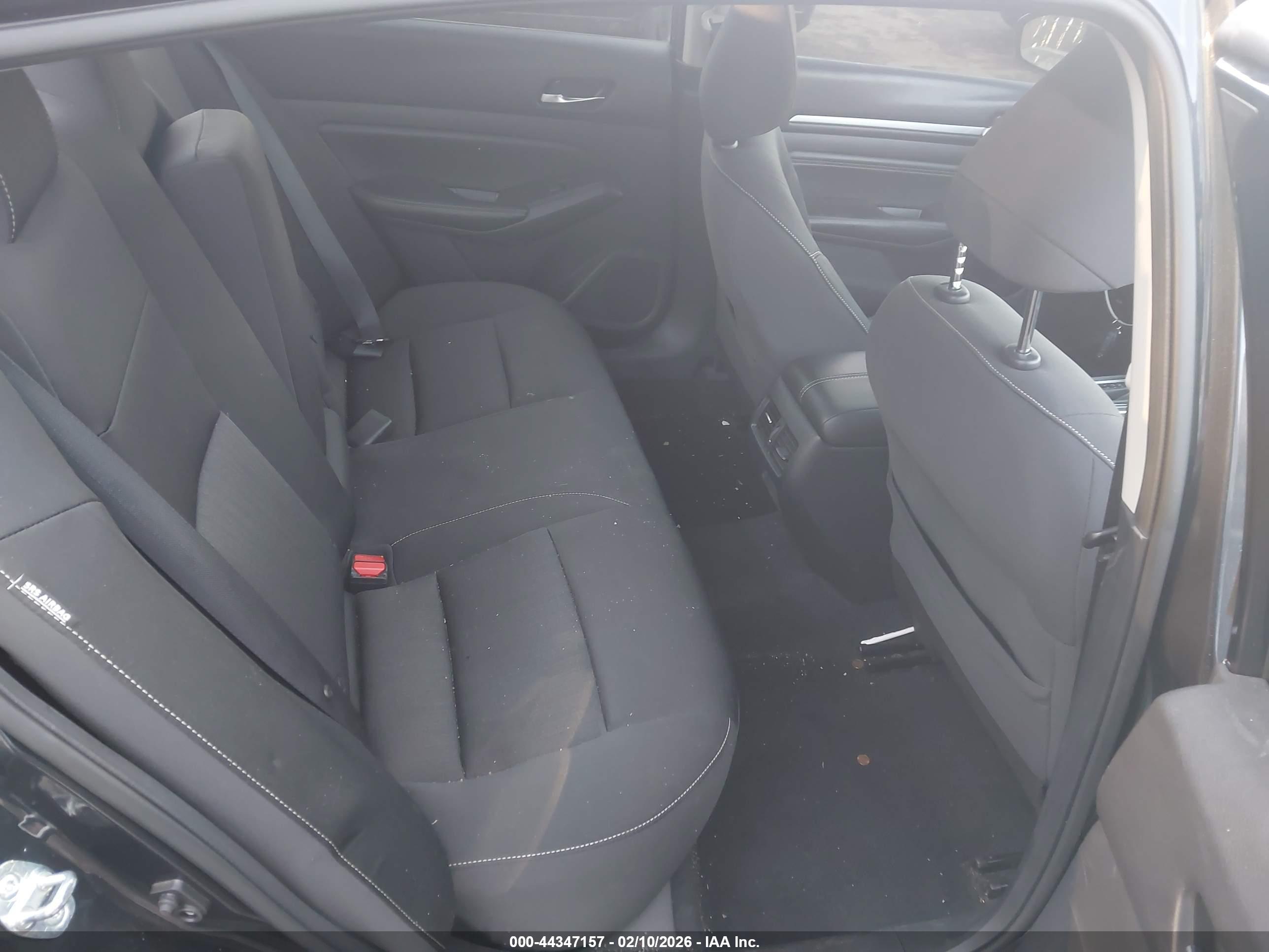 NISSAN ALTIMA image 8