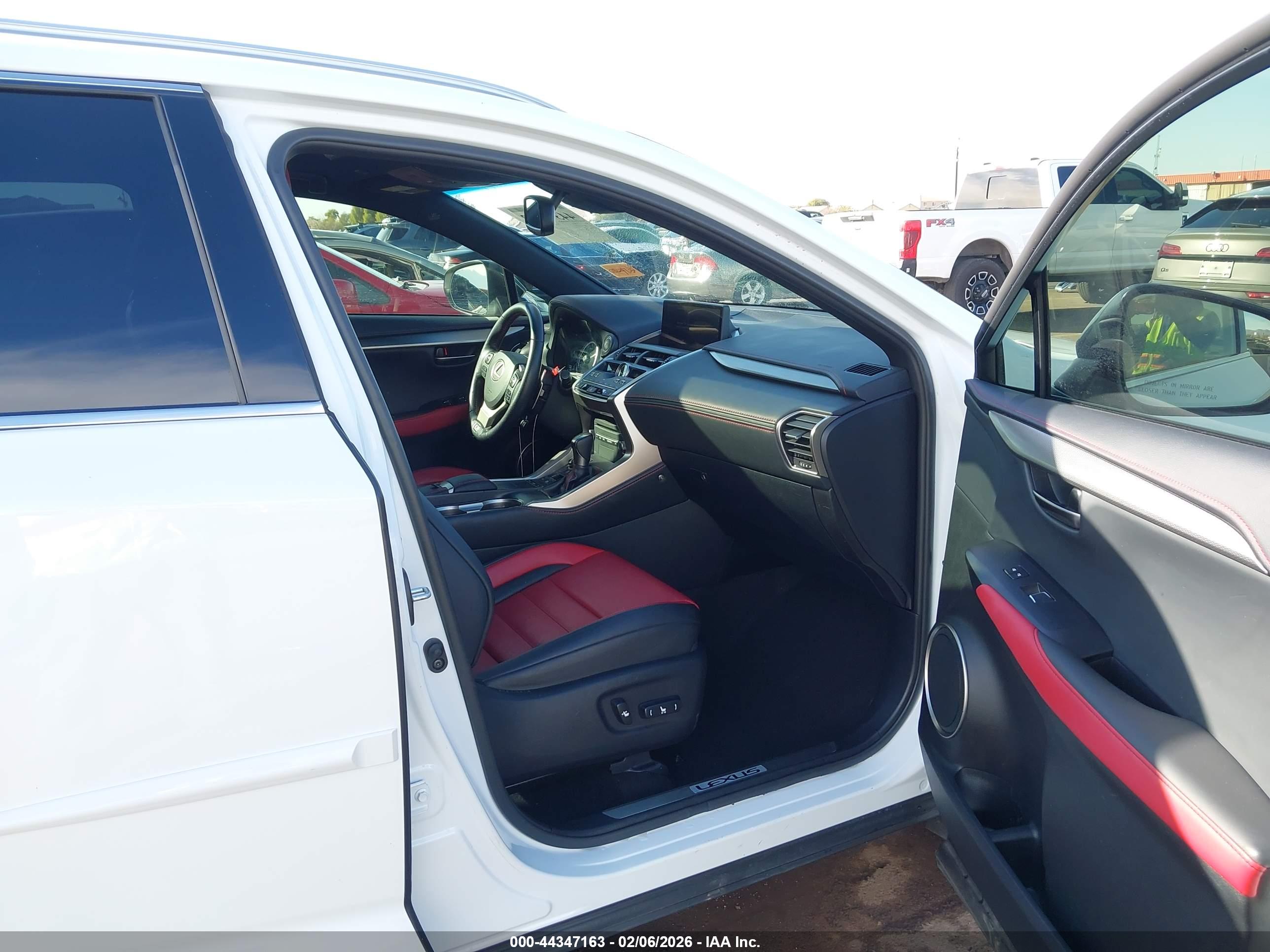 LEXUS NX image 5