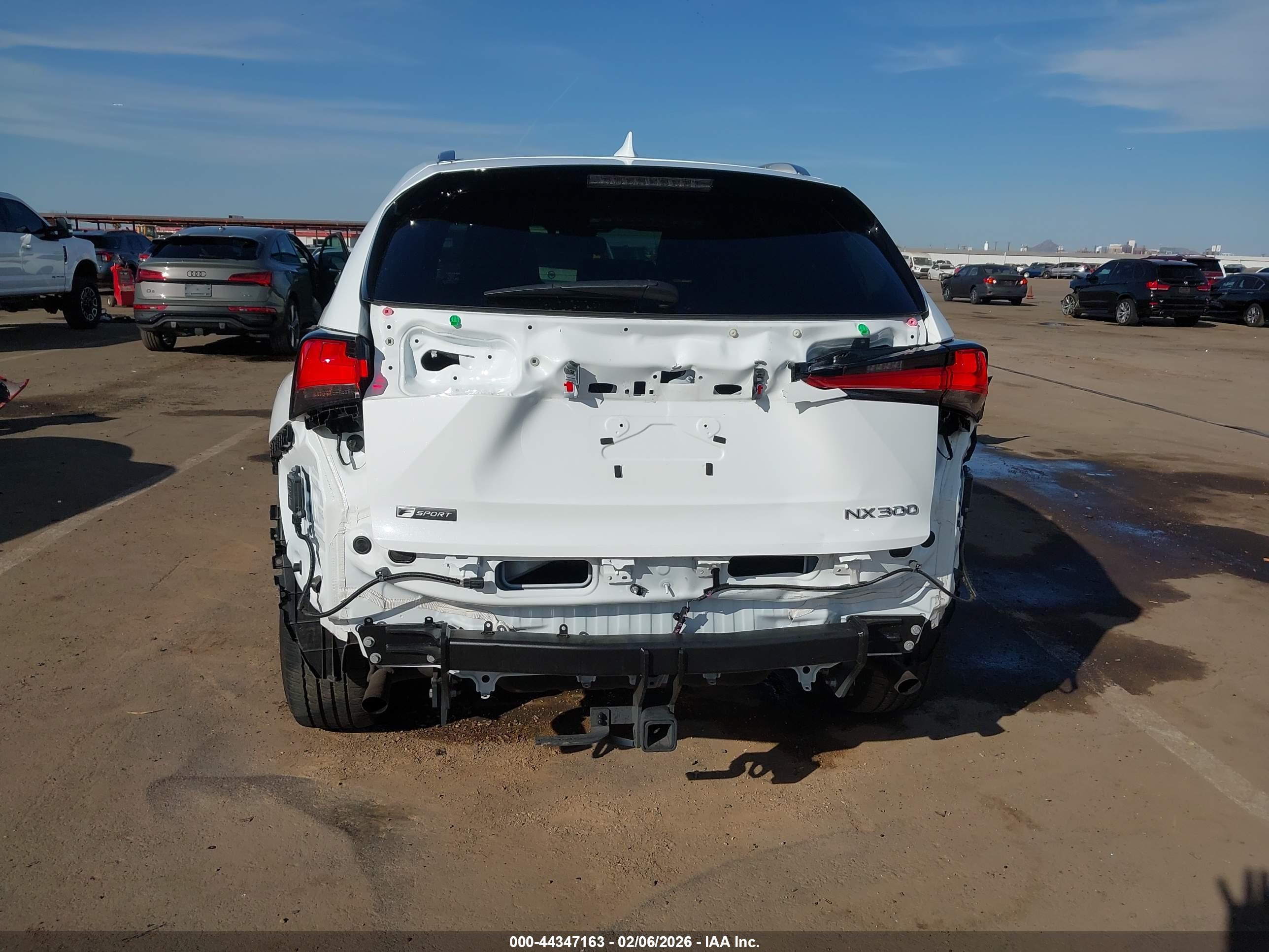 LEXUS NX image 6