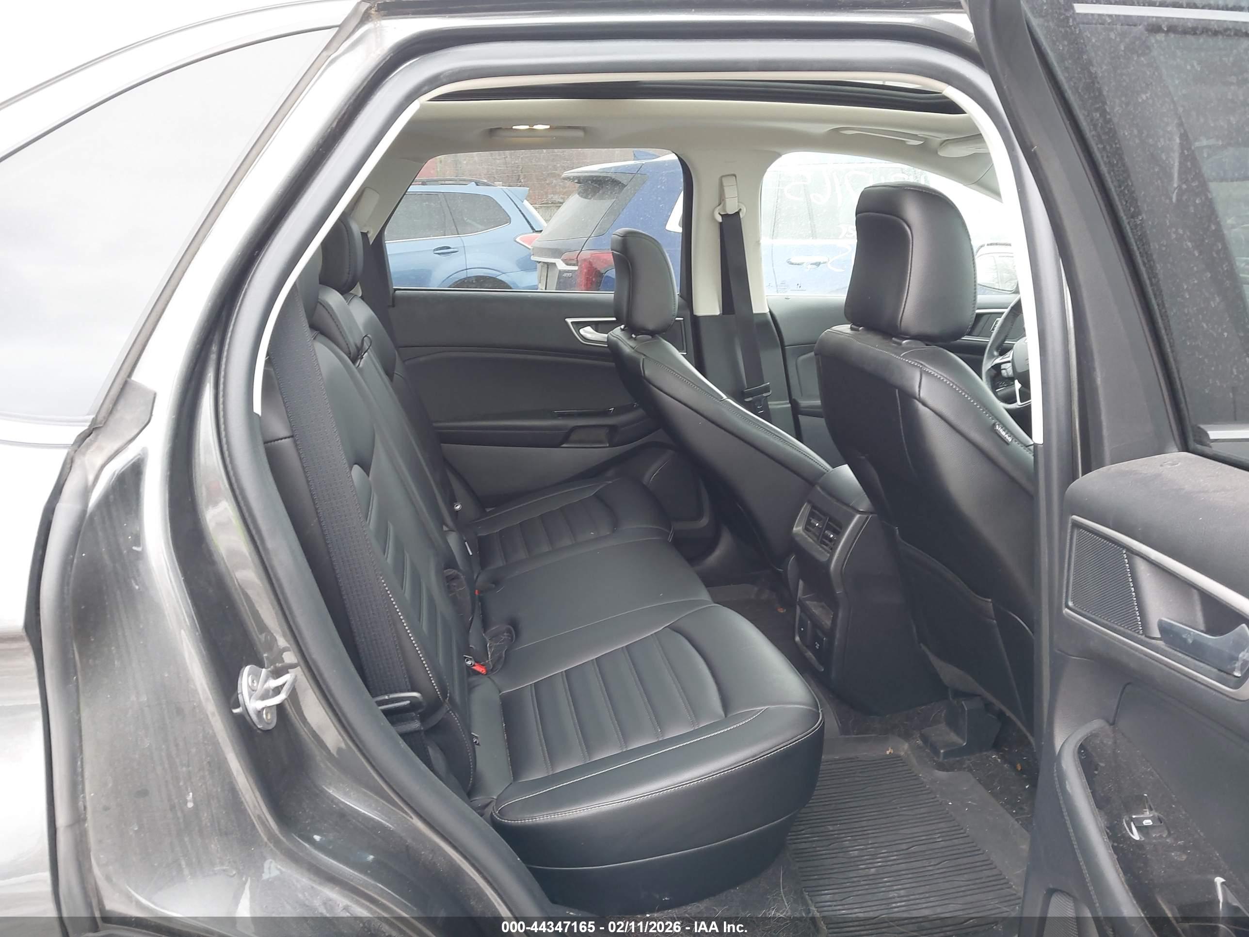 FORD EDGE image 8