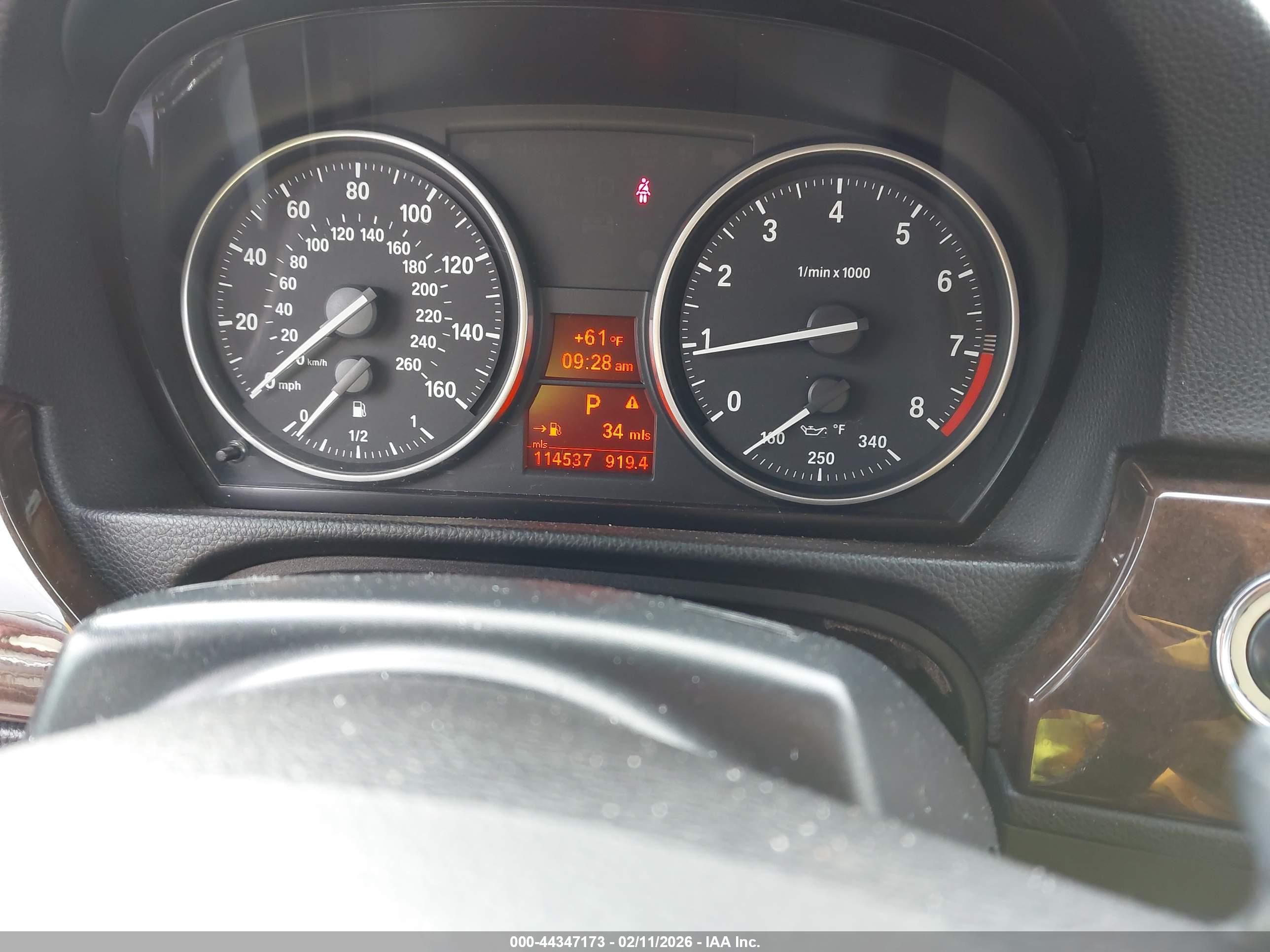 BMW 328I image 7