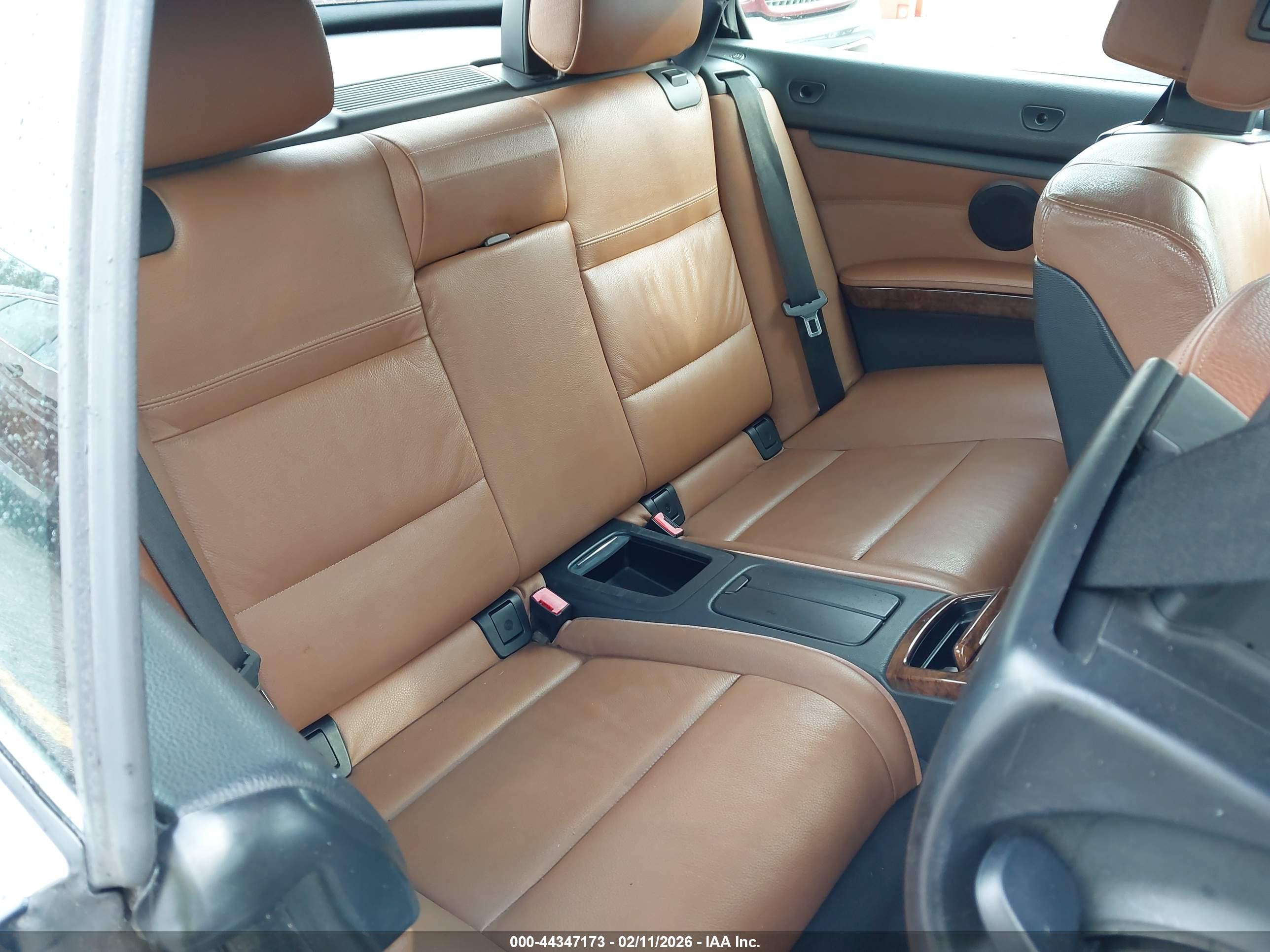 BMW 328I image 8