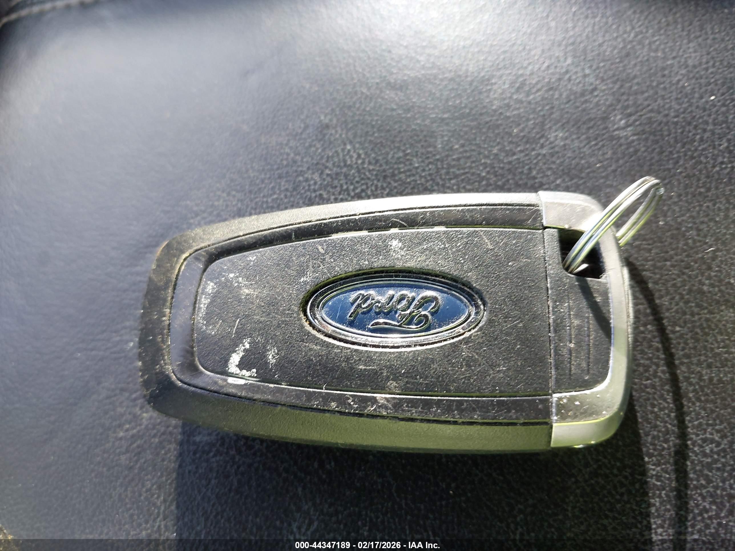 FORD EXPLORER image 11