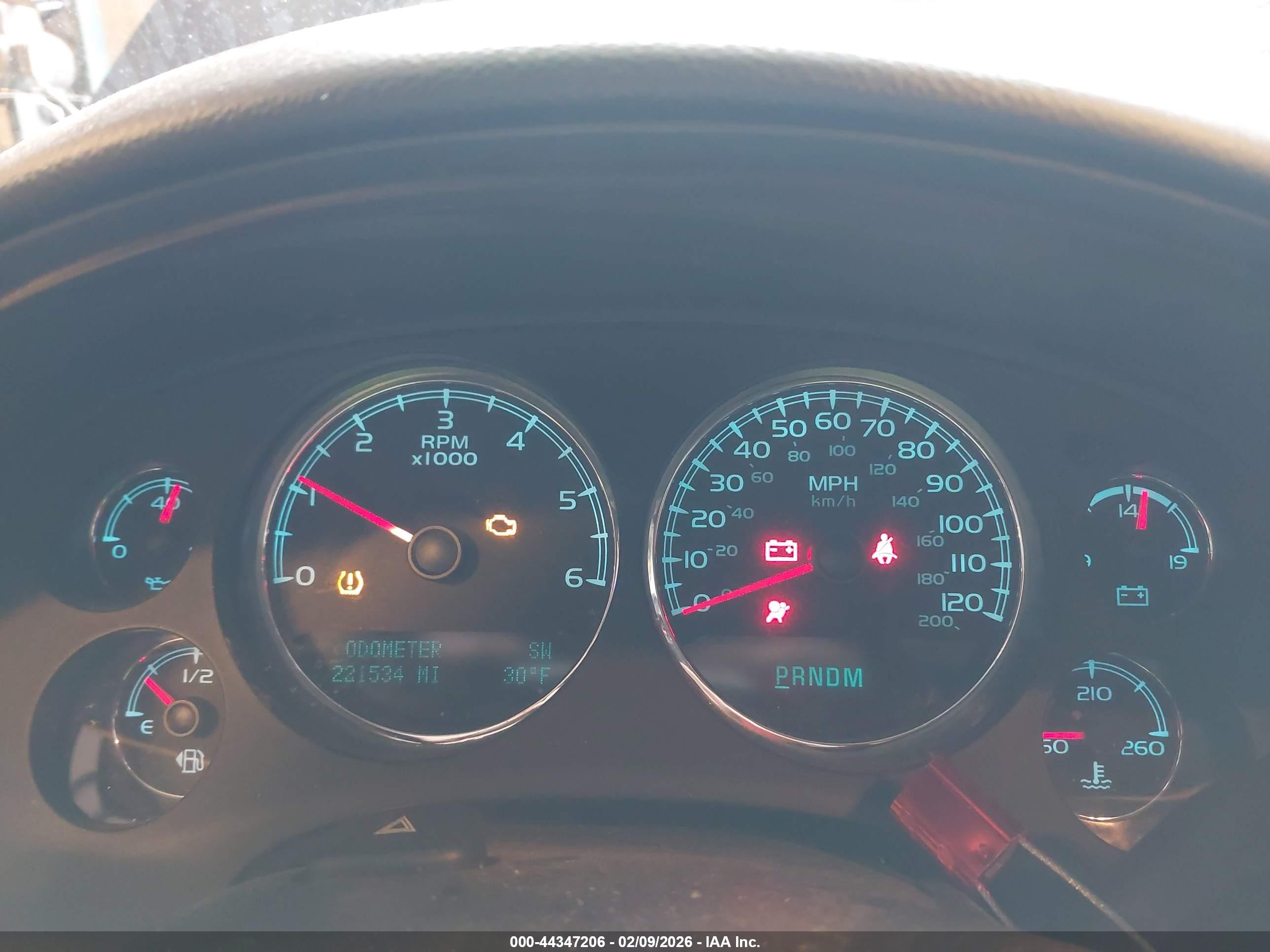 GMC YUKON image 7