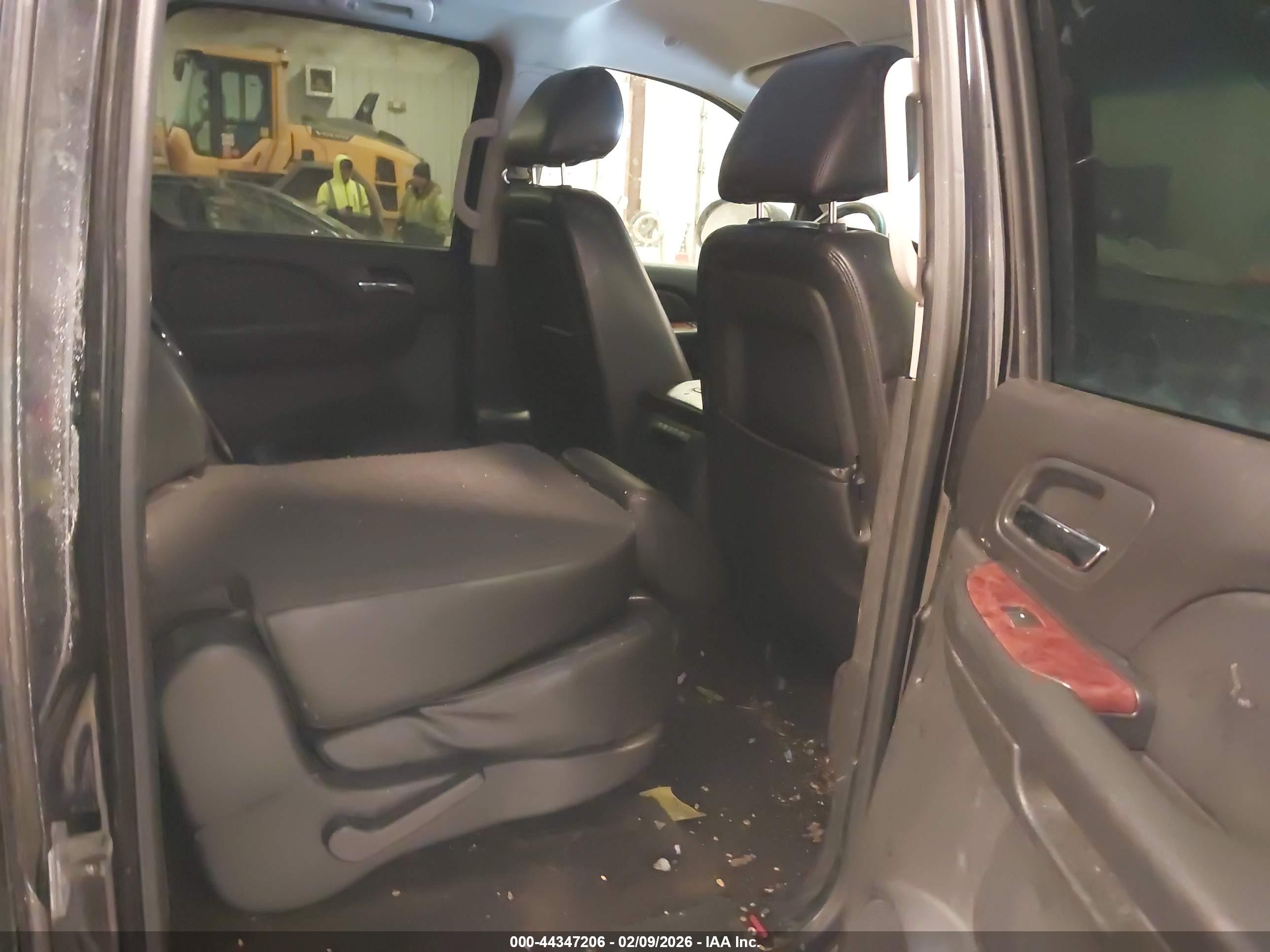 GMC YUKON image 8