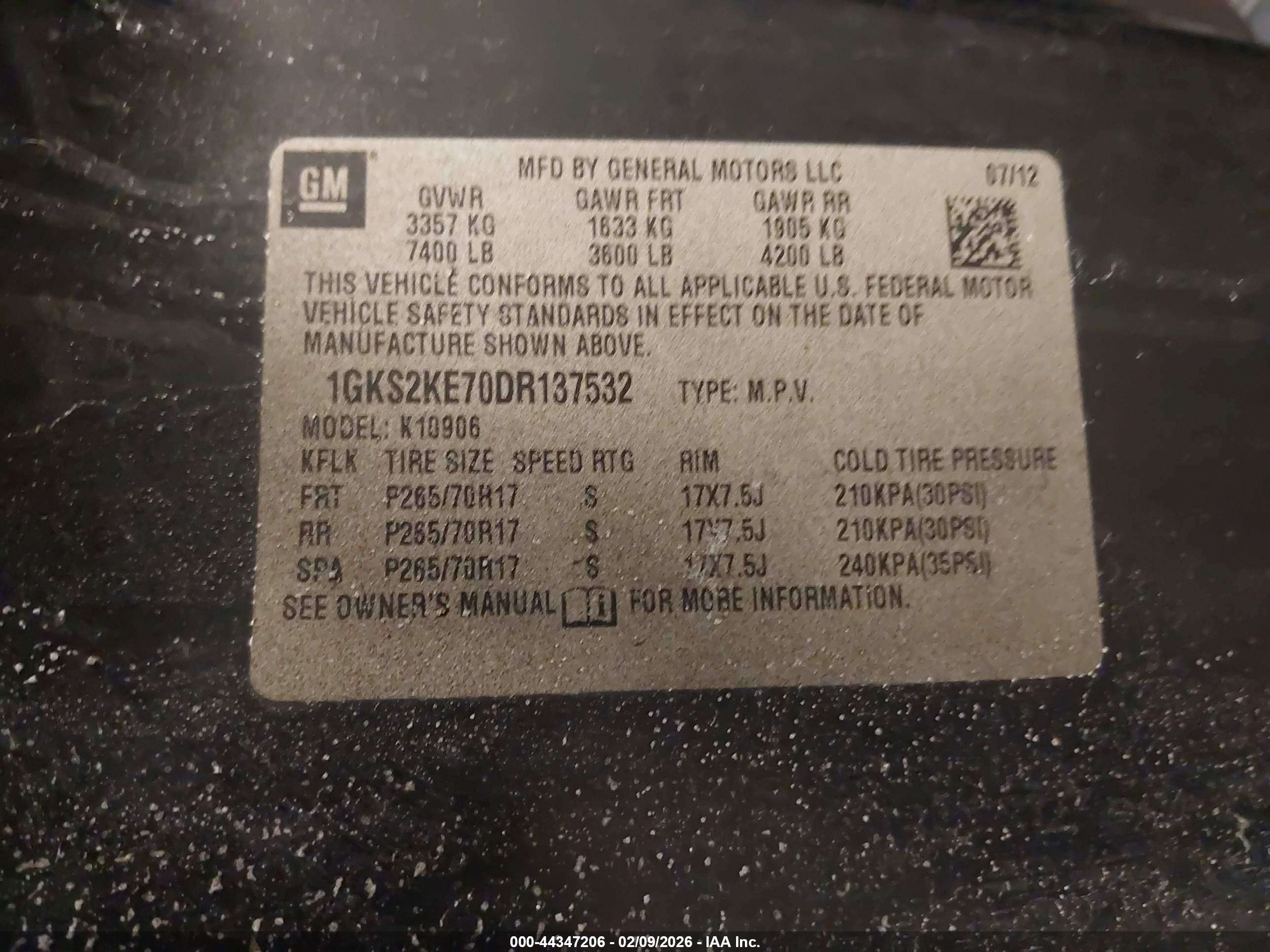 GMC YUKON image 9