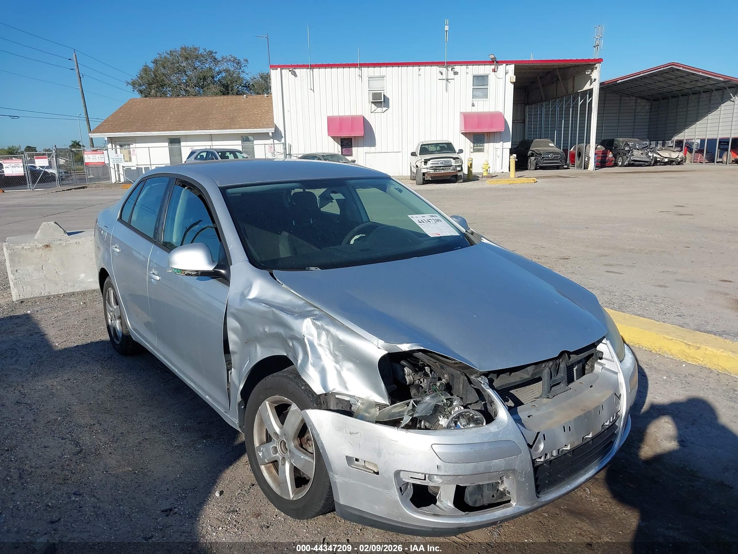VOLKSWAGEN JETTA image 6