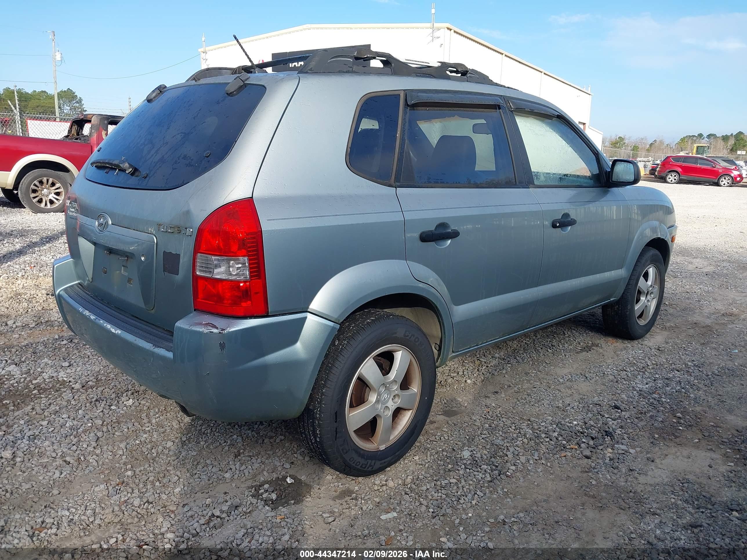 HYUNDAI TUCSON image 4