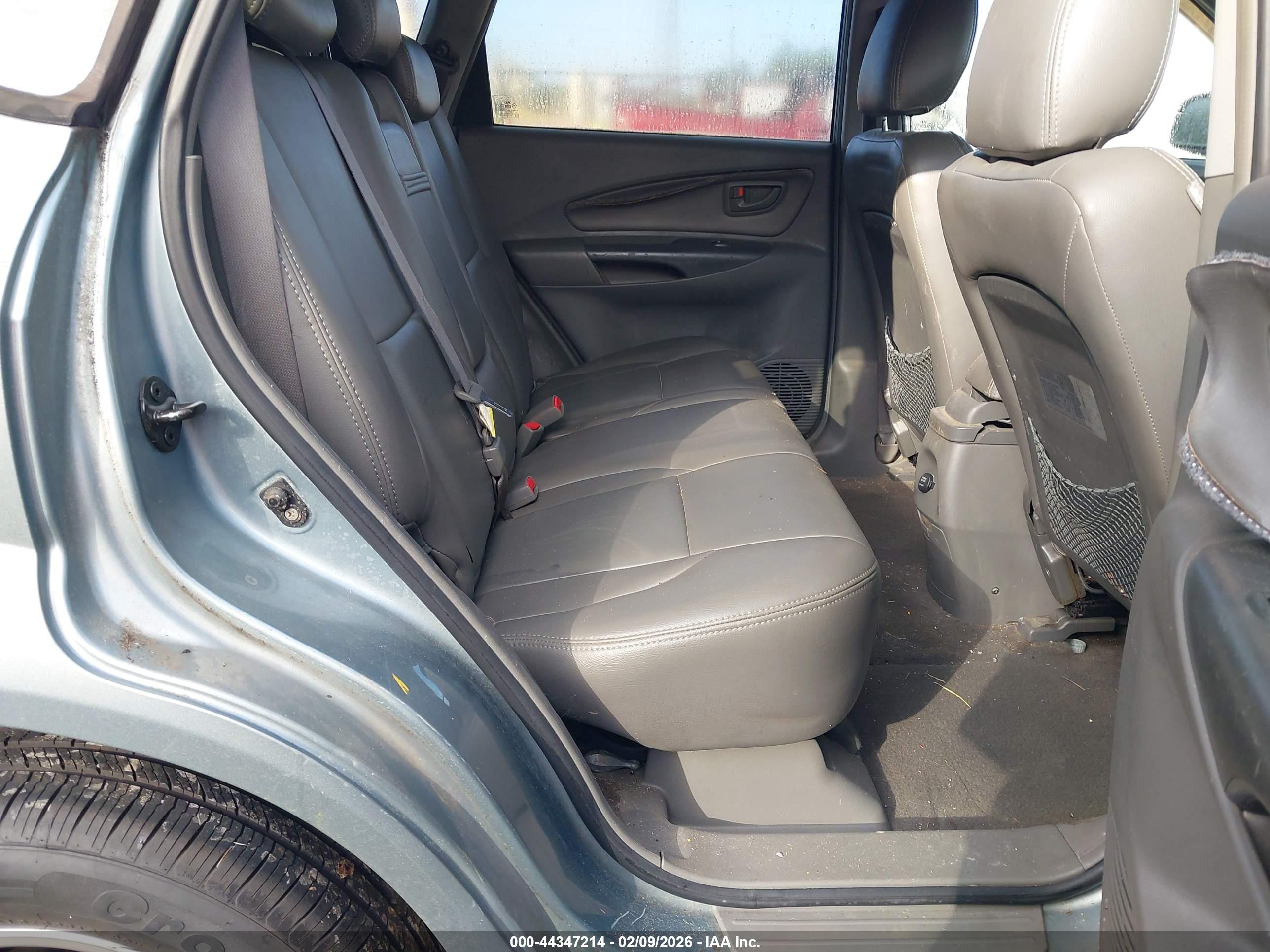 HYUNDAI TUCSON image 8