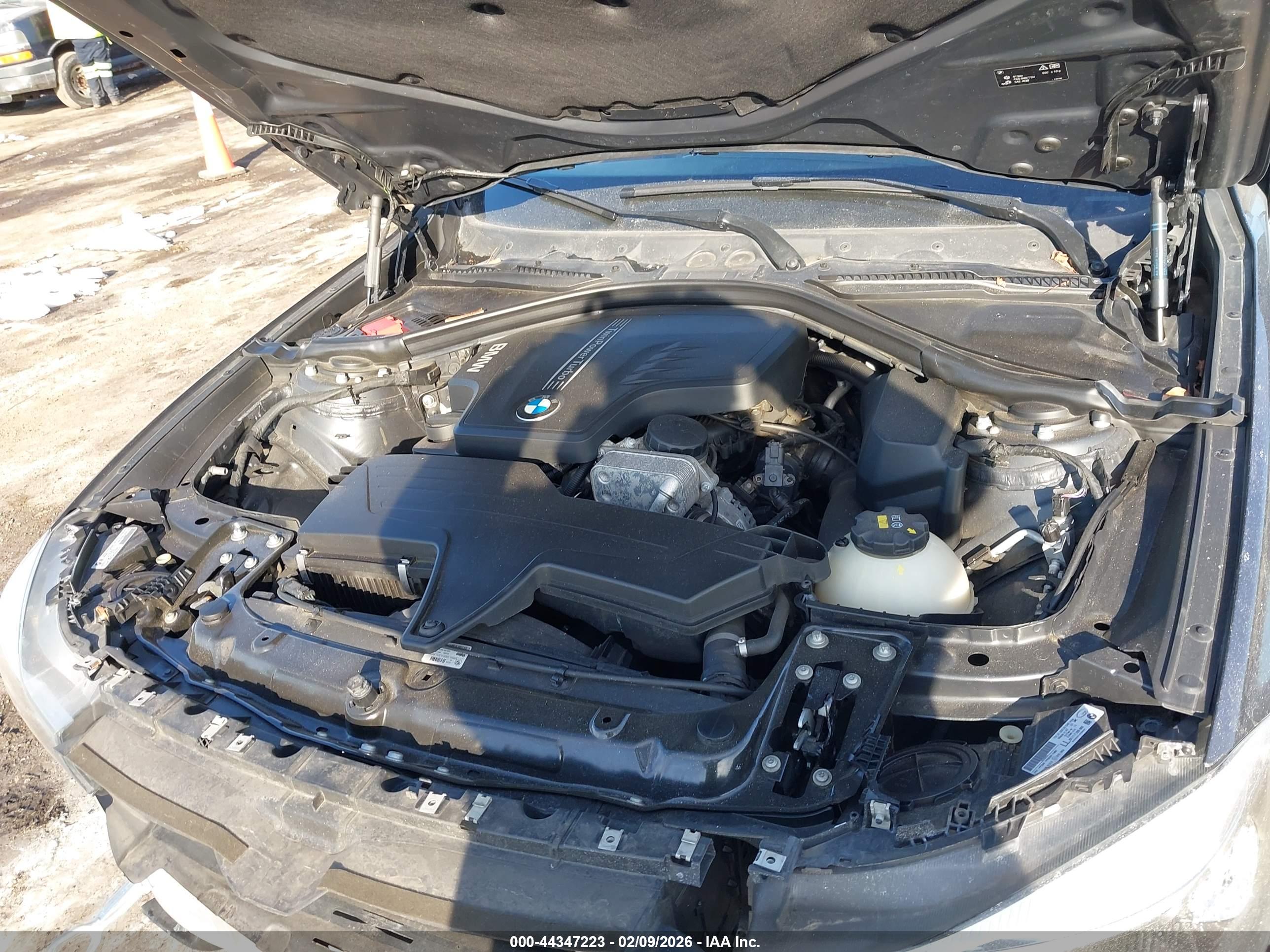 BMW 328I image 10