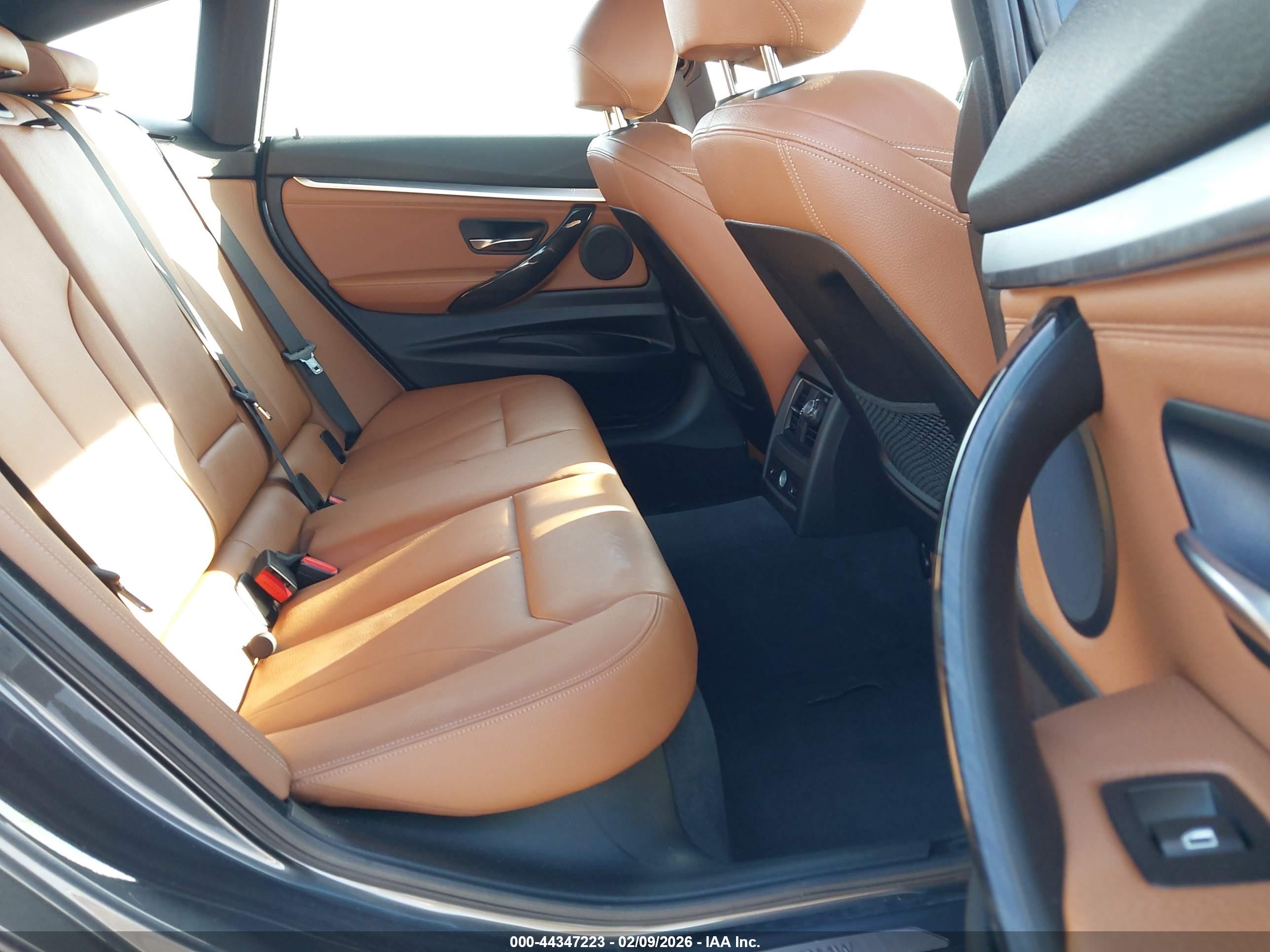 BMW 328I image 8