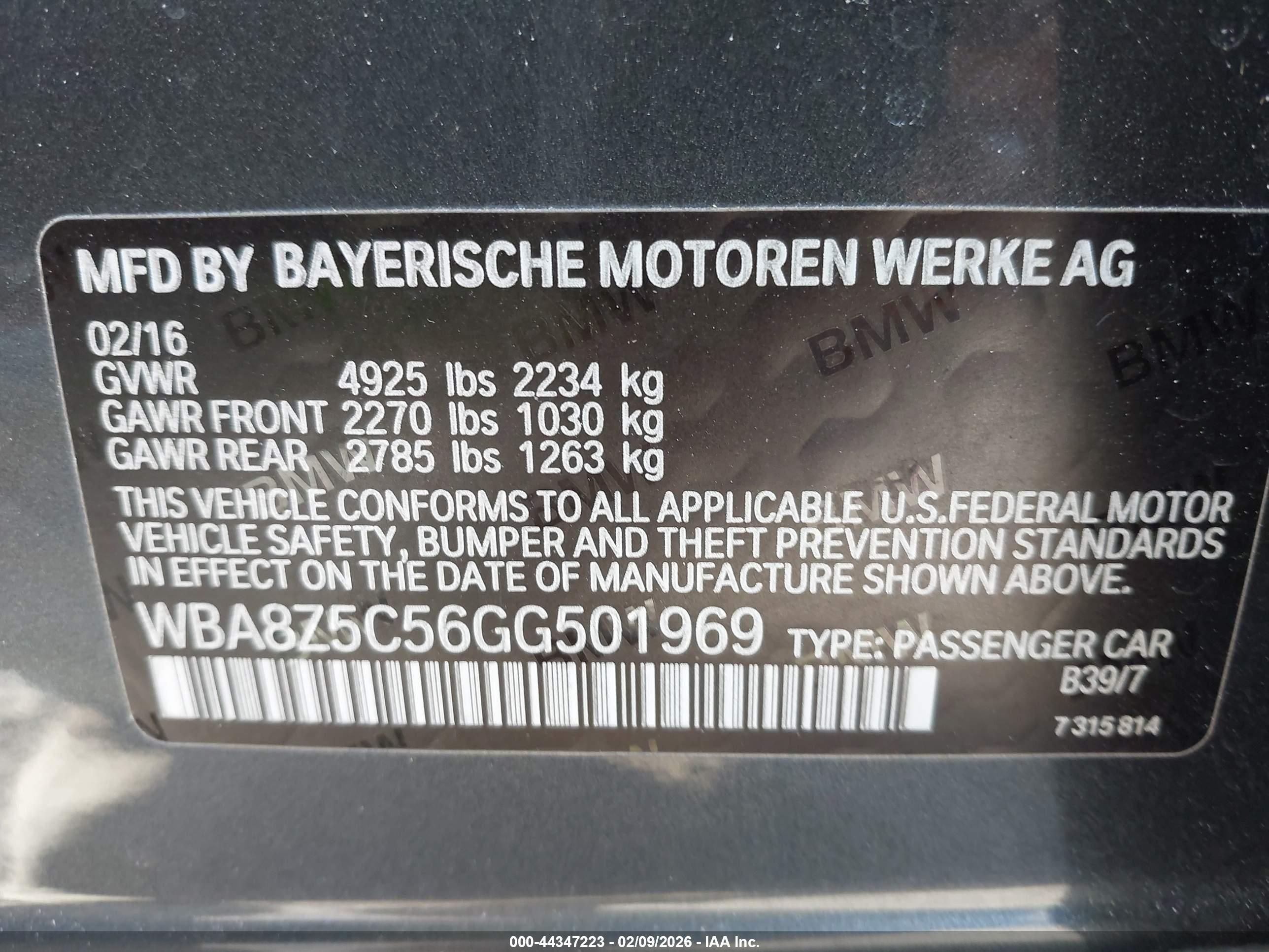 BMW 328I image 9