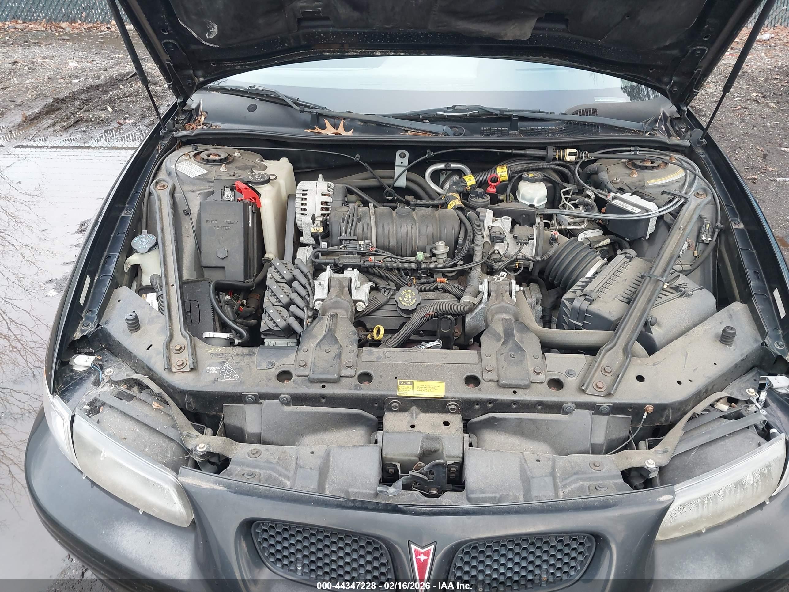 PONTIAC GRAND image 10