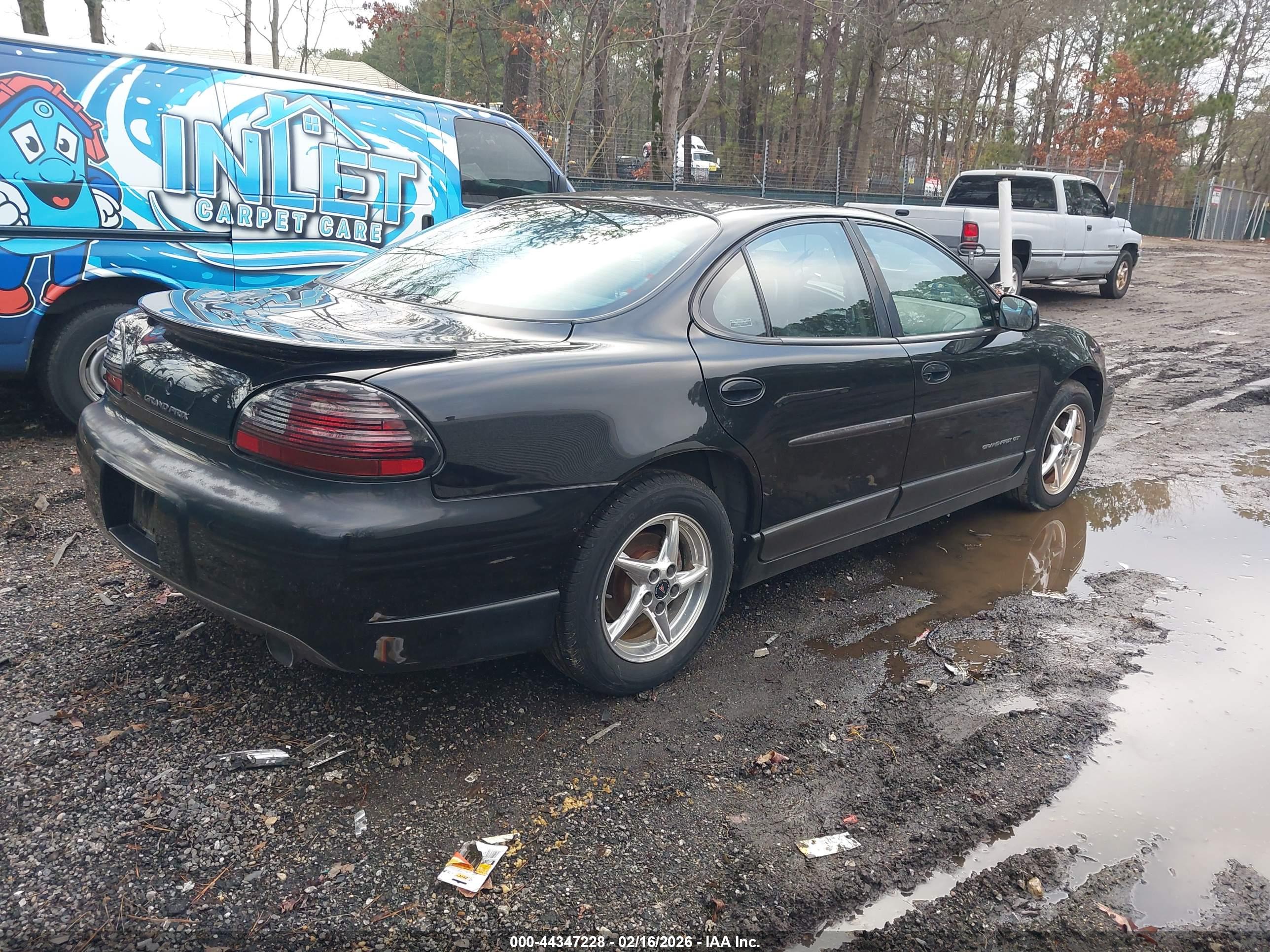 PONTIAC GRAND image 4