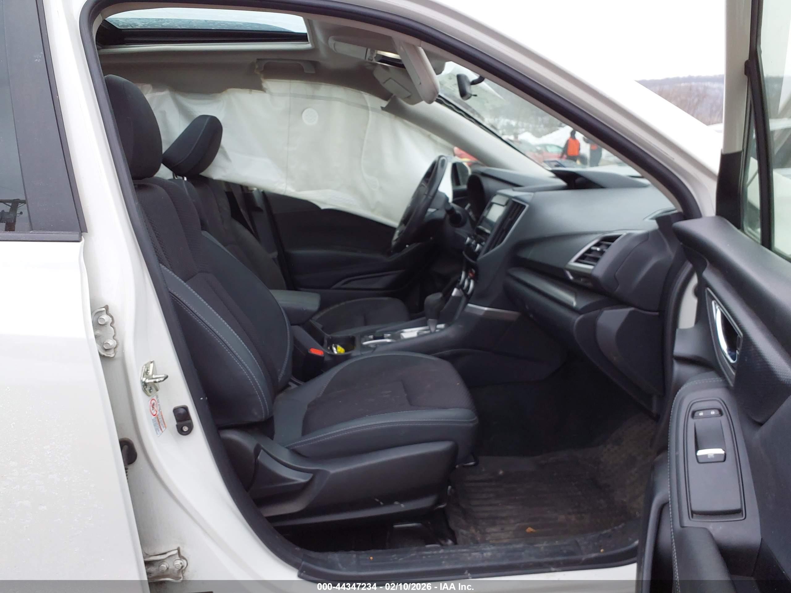 SUBARU FORESTER image 5