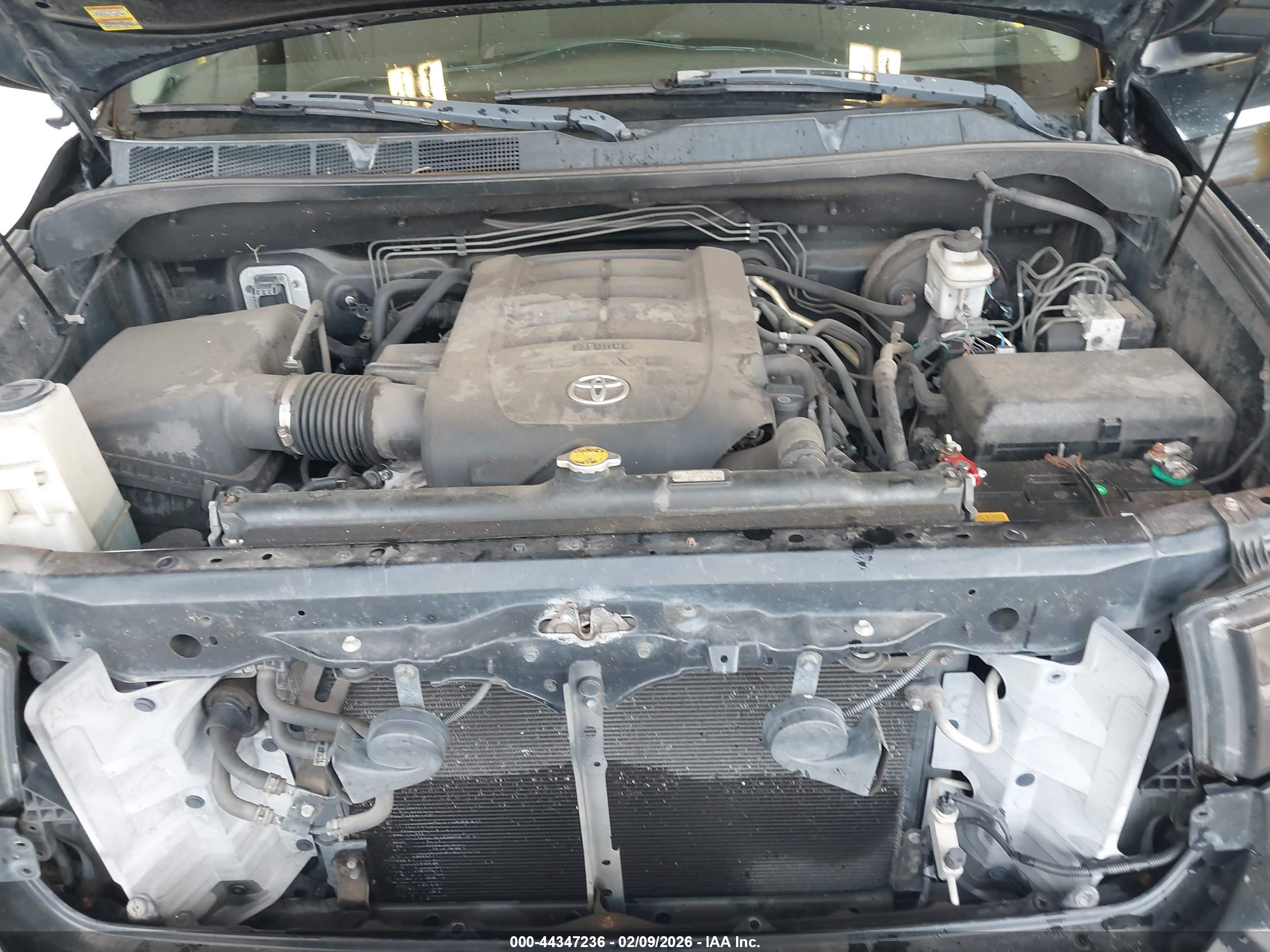 TOYOTA TUNDRA image 10