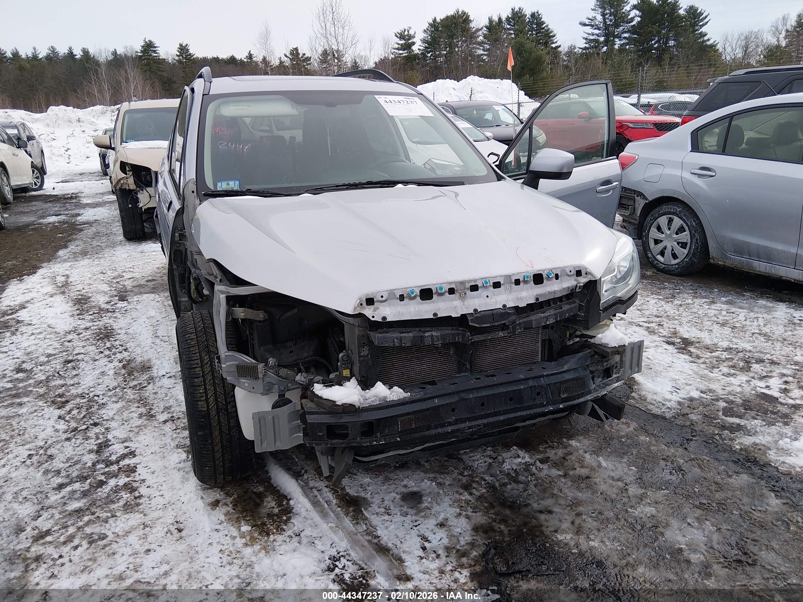 SUBARU FORESTER image 6