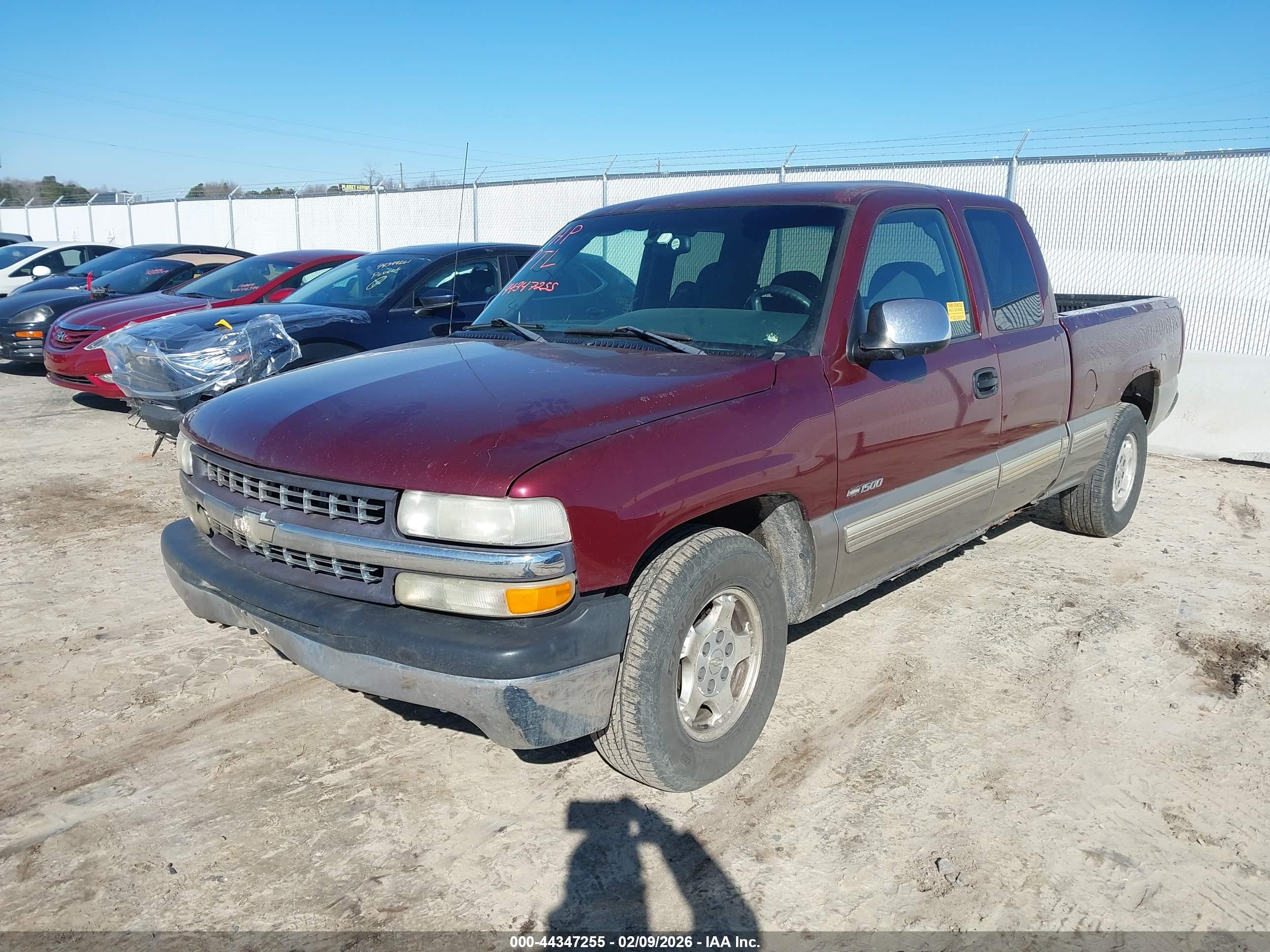 CHEVROLET SILVERADO image 2