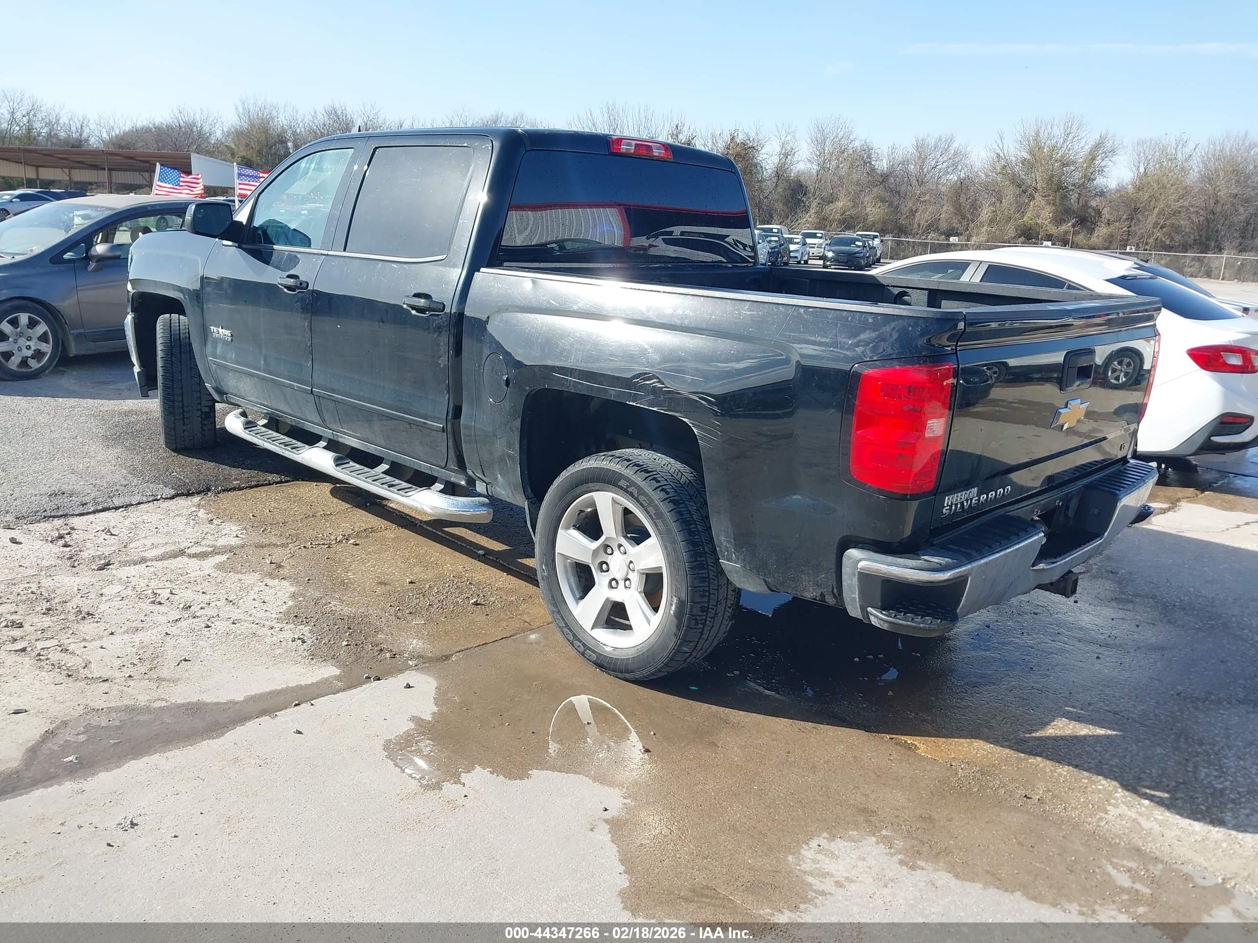 CHEVROLET SILVERADO image 3