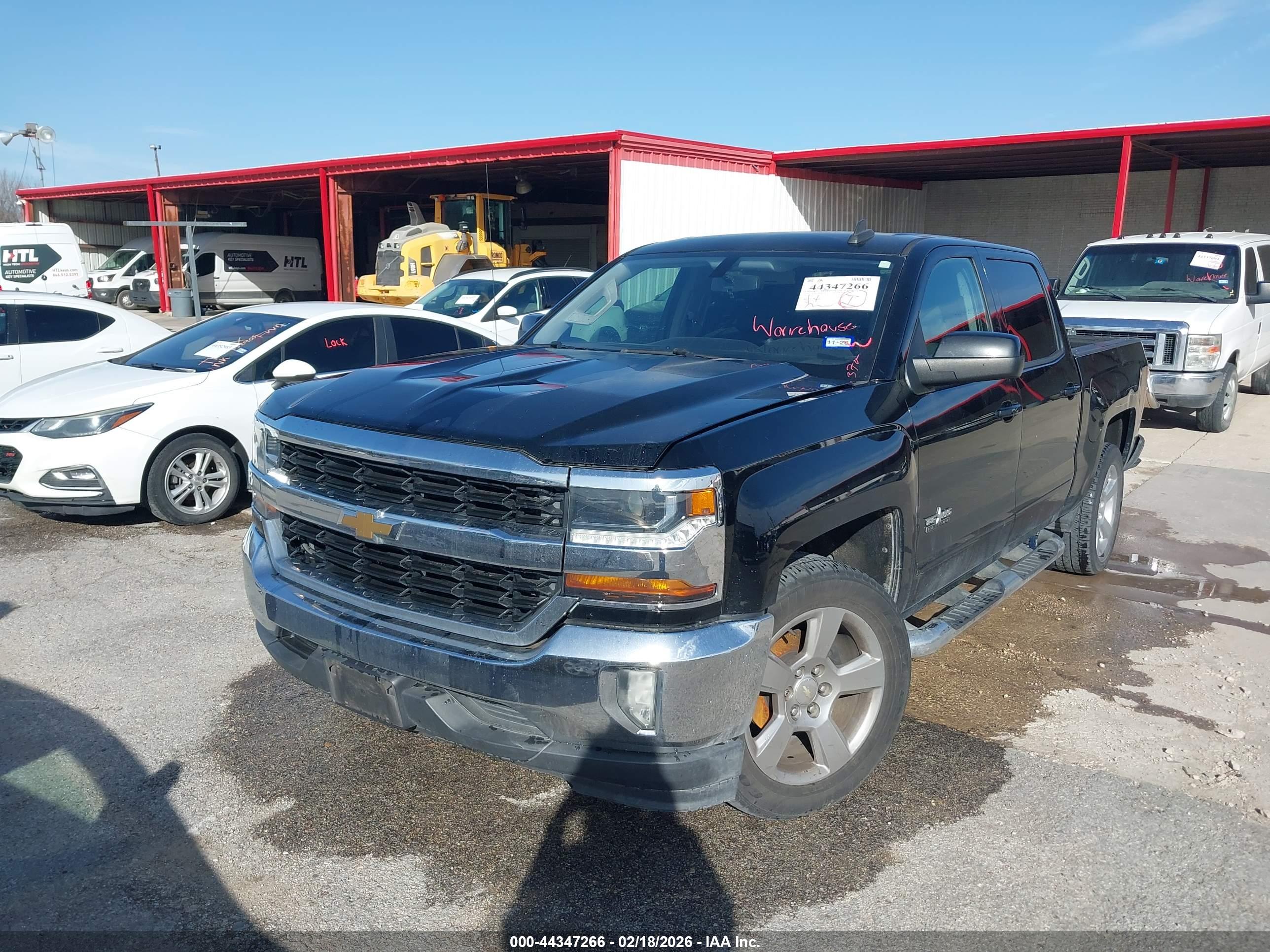 CHEVROLET SILVERADO image 6