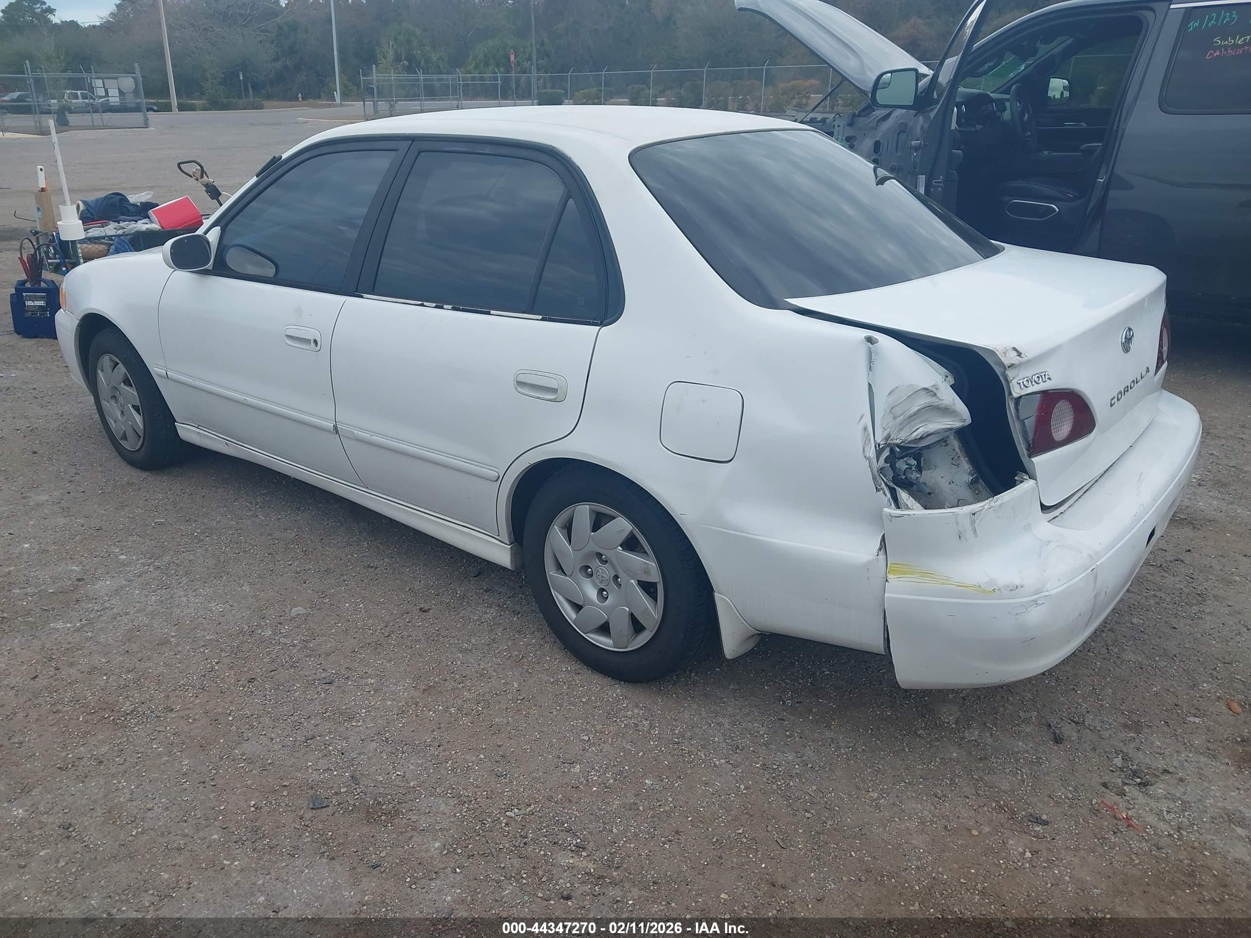 TOYOTA COROLLA image 3