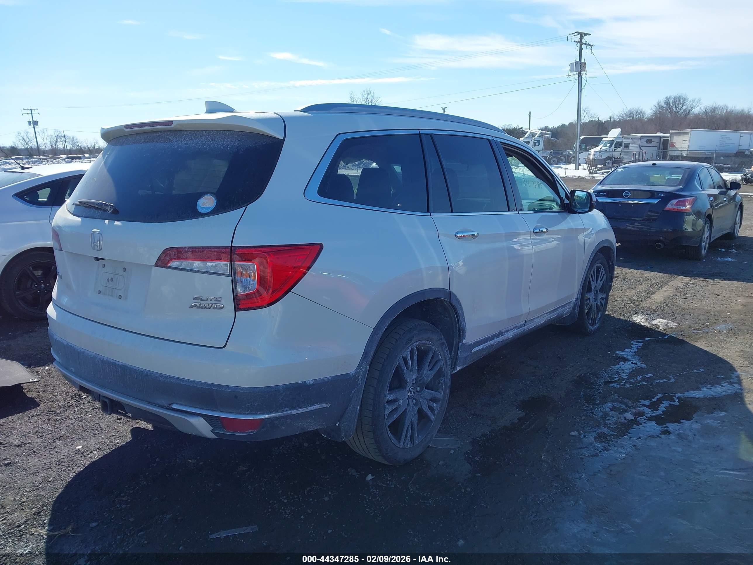 HONDA PILOT image 4