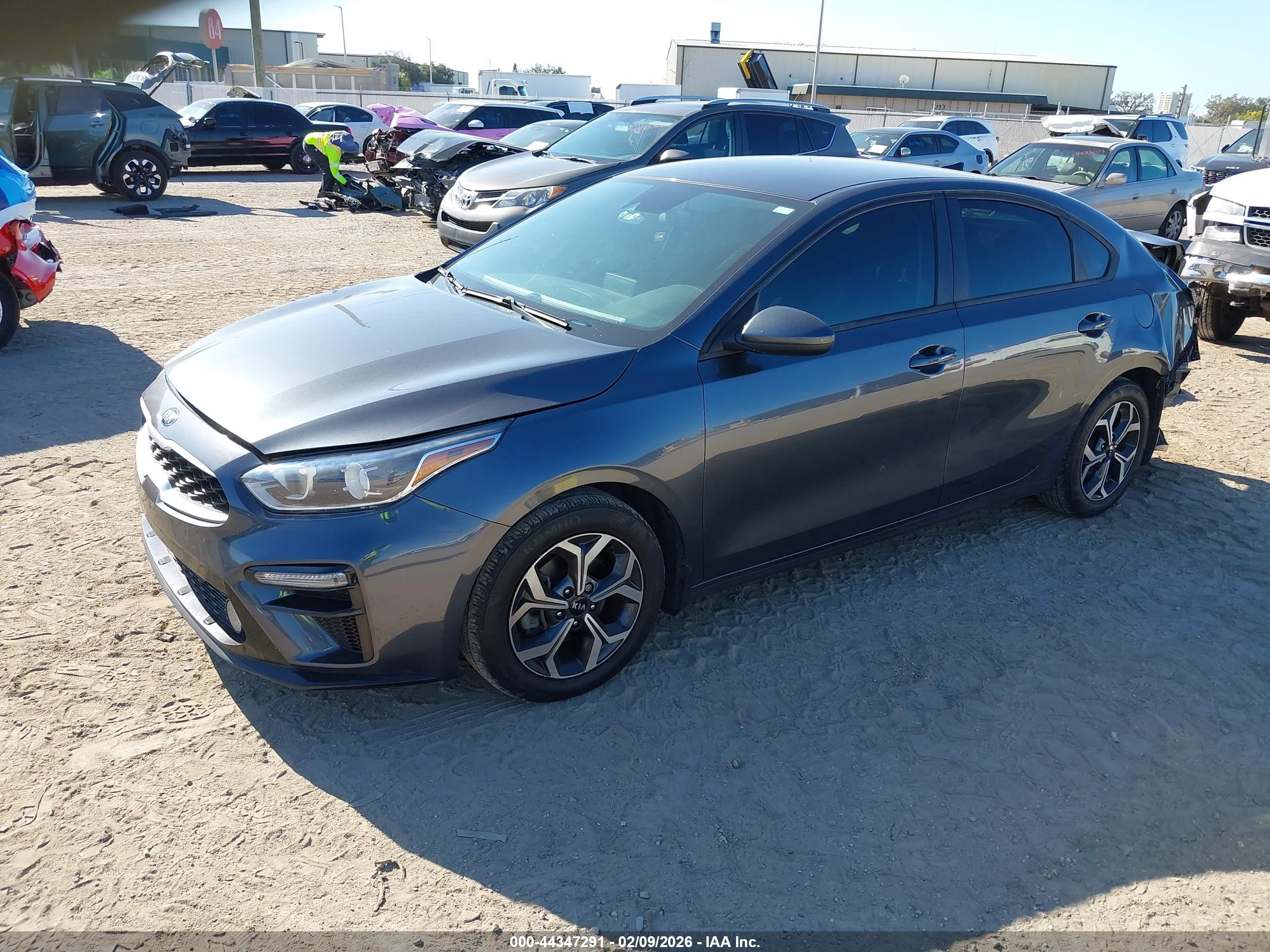 KIA FORTE image 2