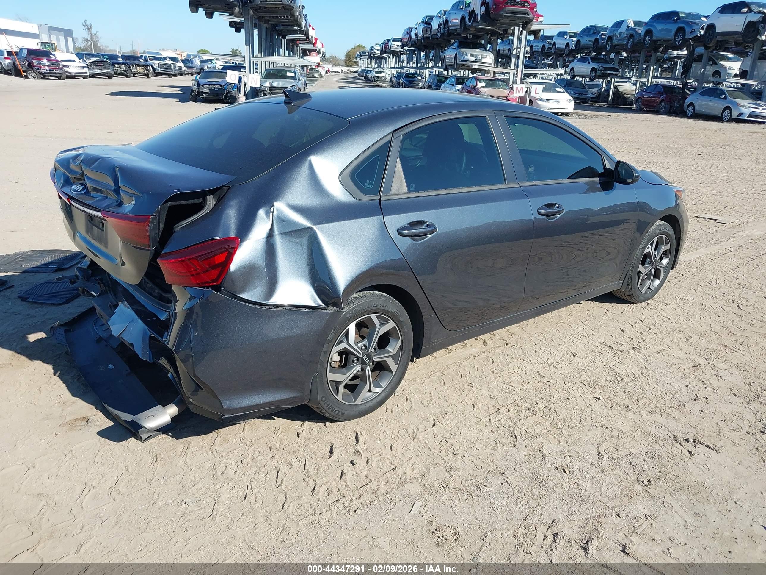 KIA FORTE image 4