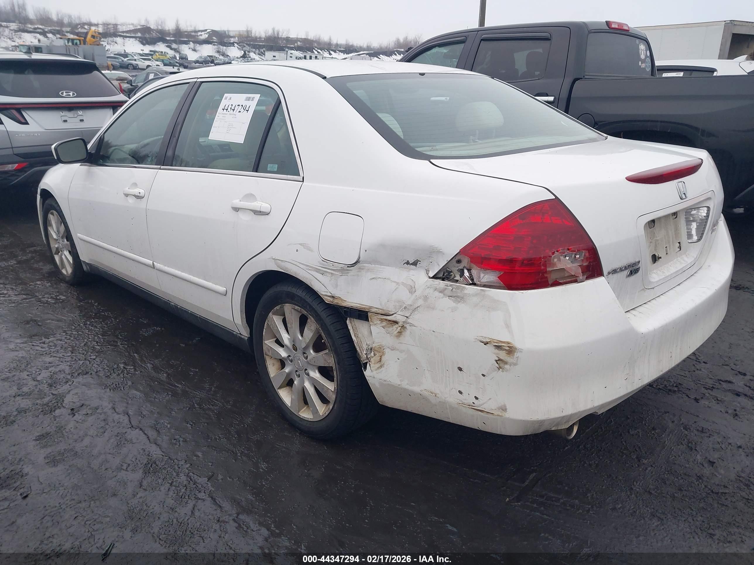 HONDA ACCORD image 6
