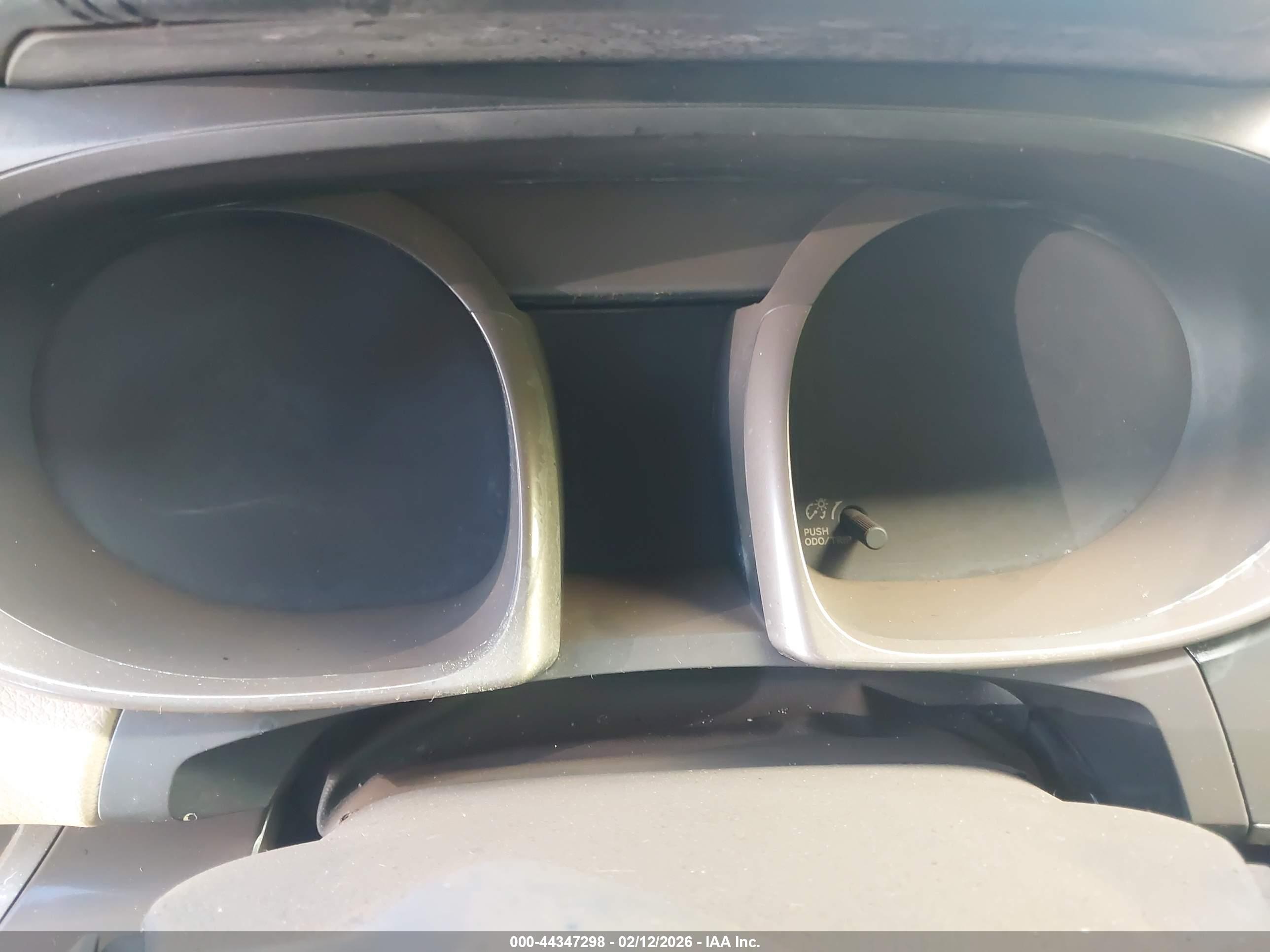 TOYOTA AVALON image 7