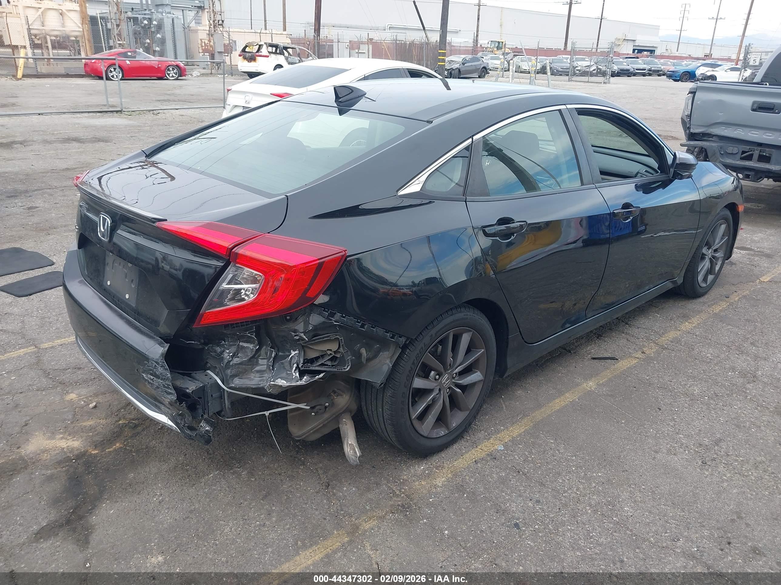 HONDA CIVIC image 4