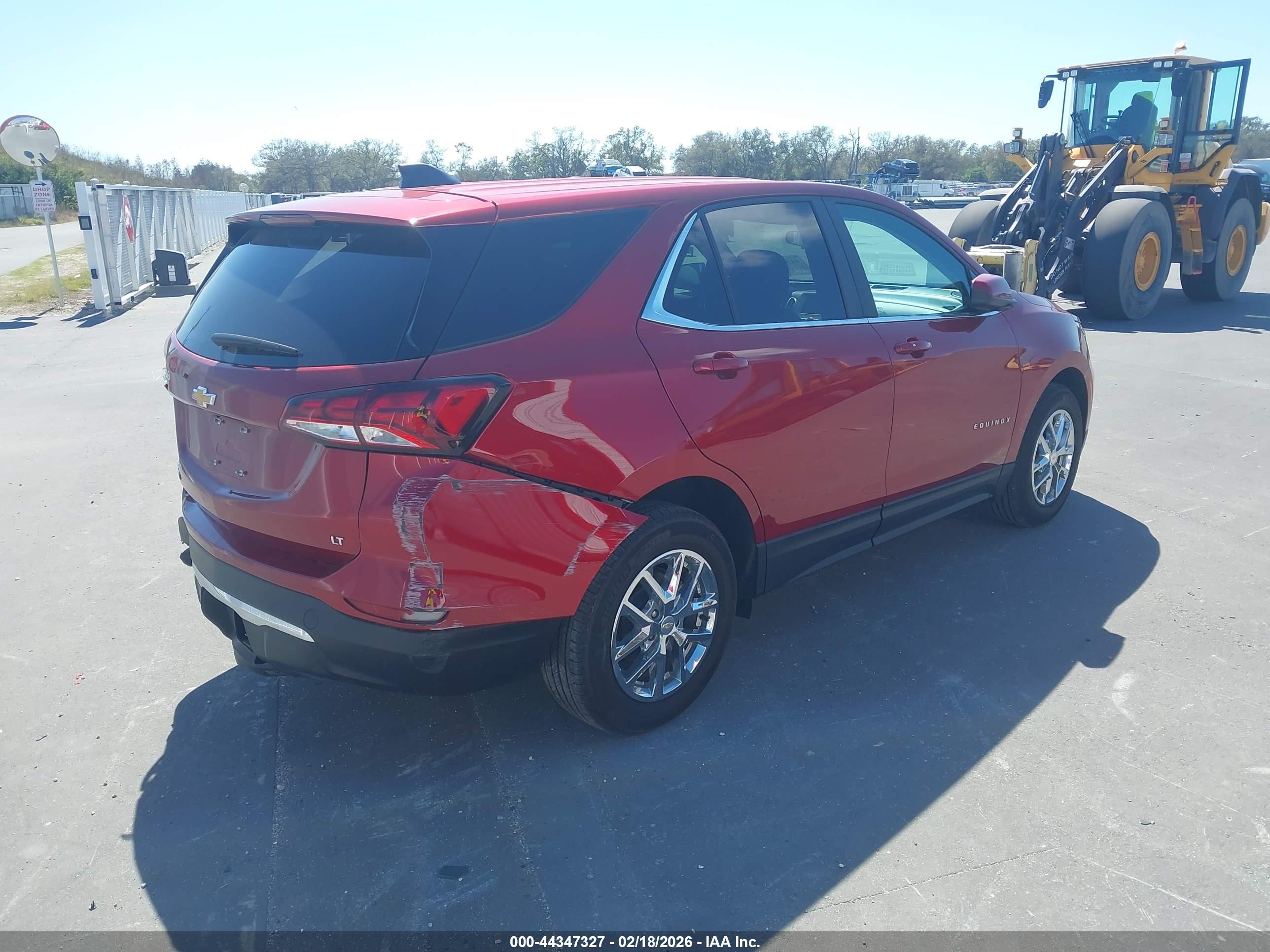 CHEVROLET EQUINOX image 4