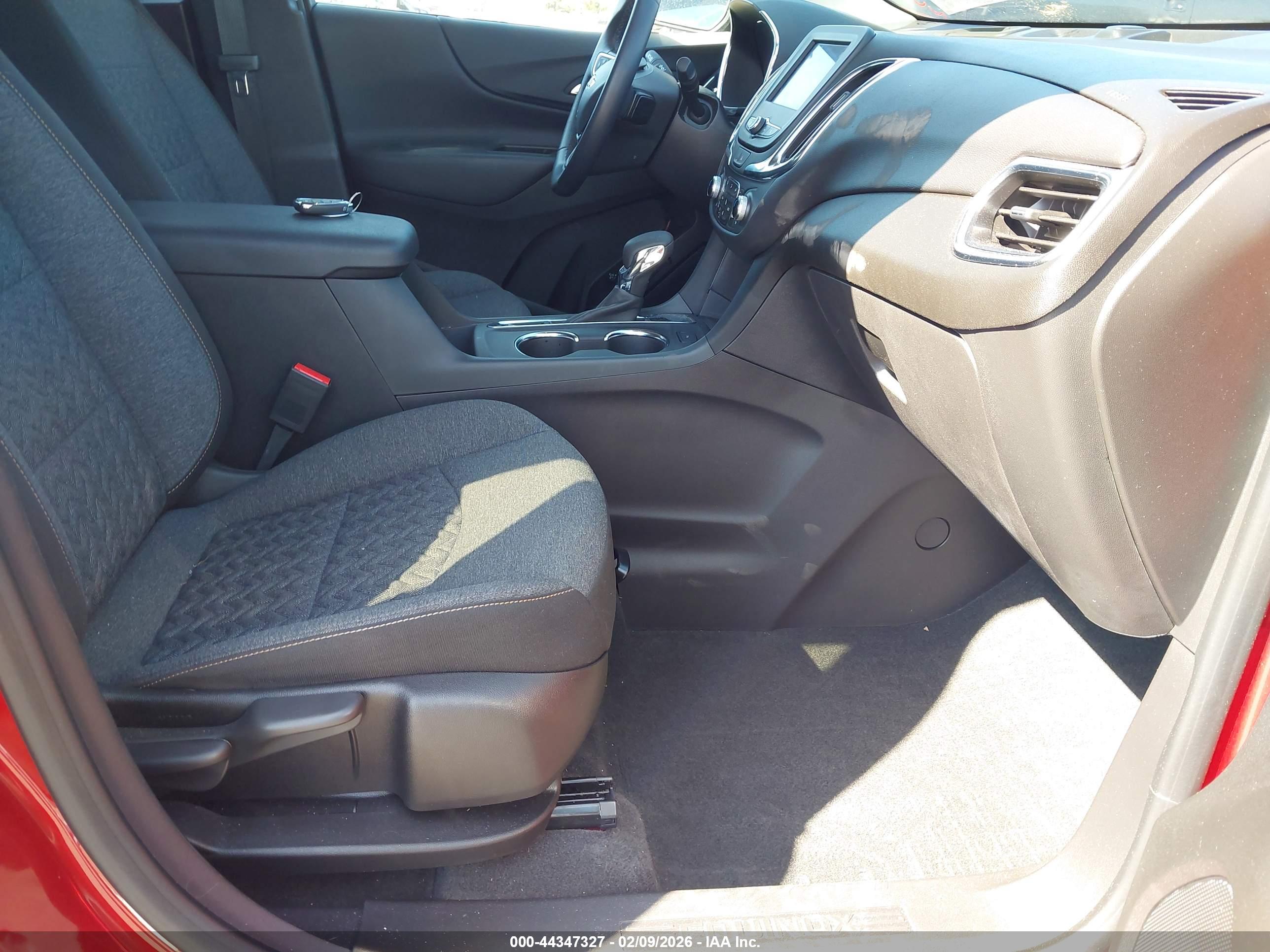 CHEVROLET EQUINOX image 5