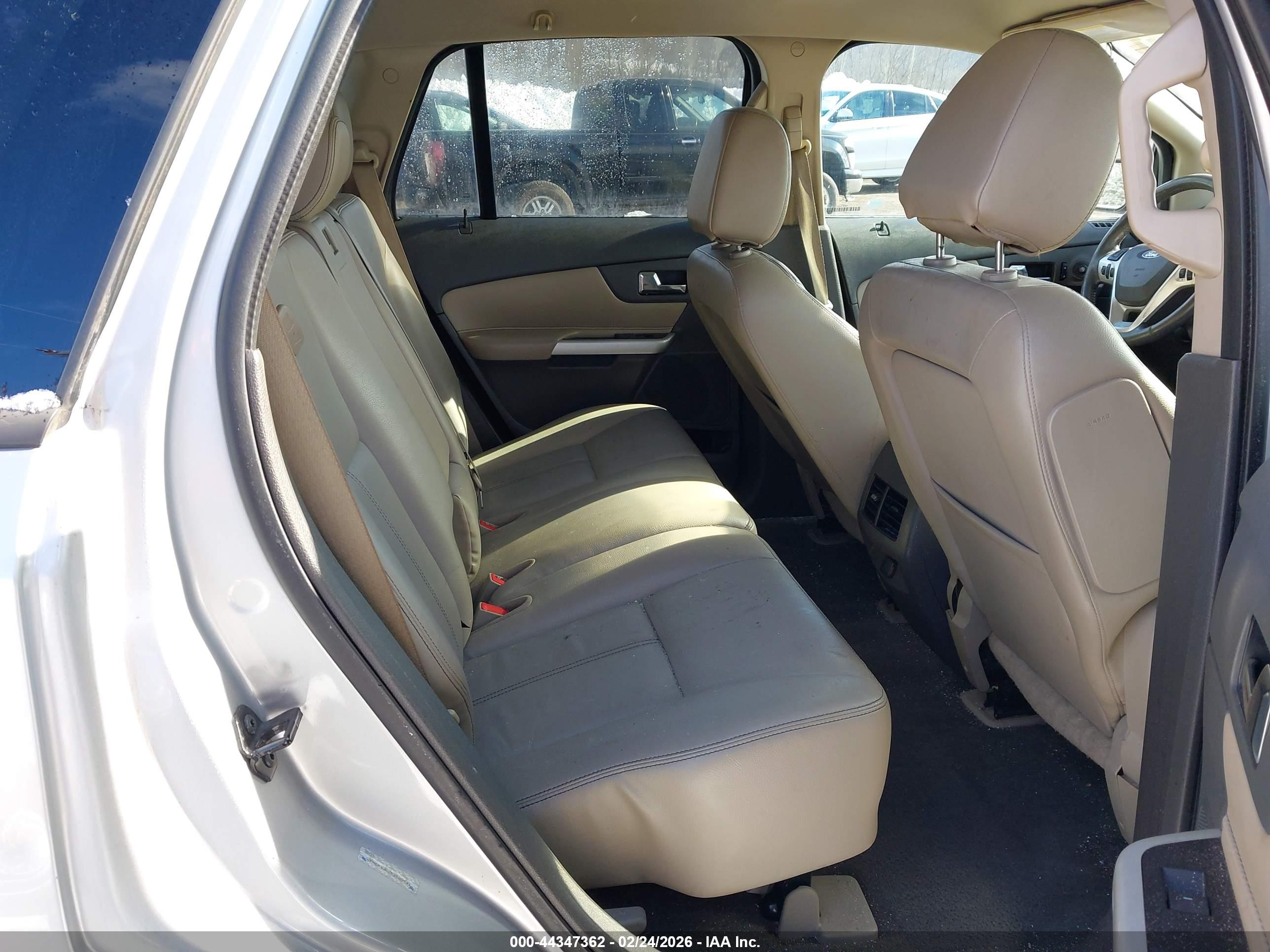 FORD EDGE image 8