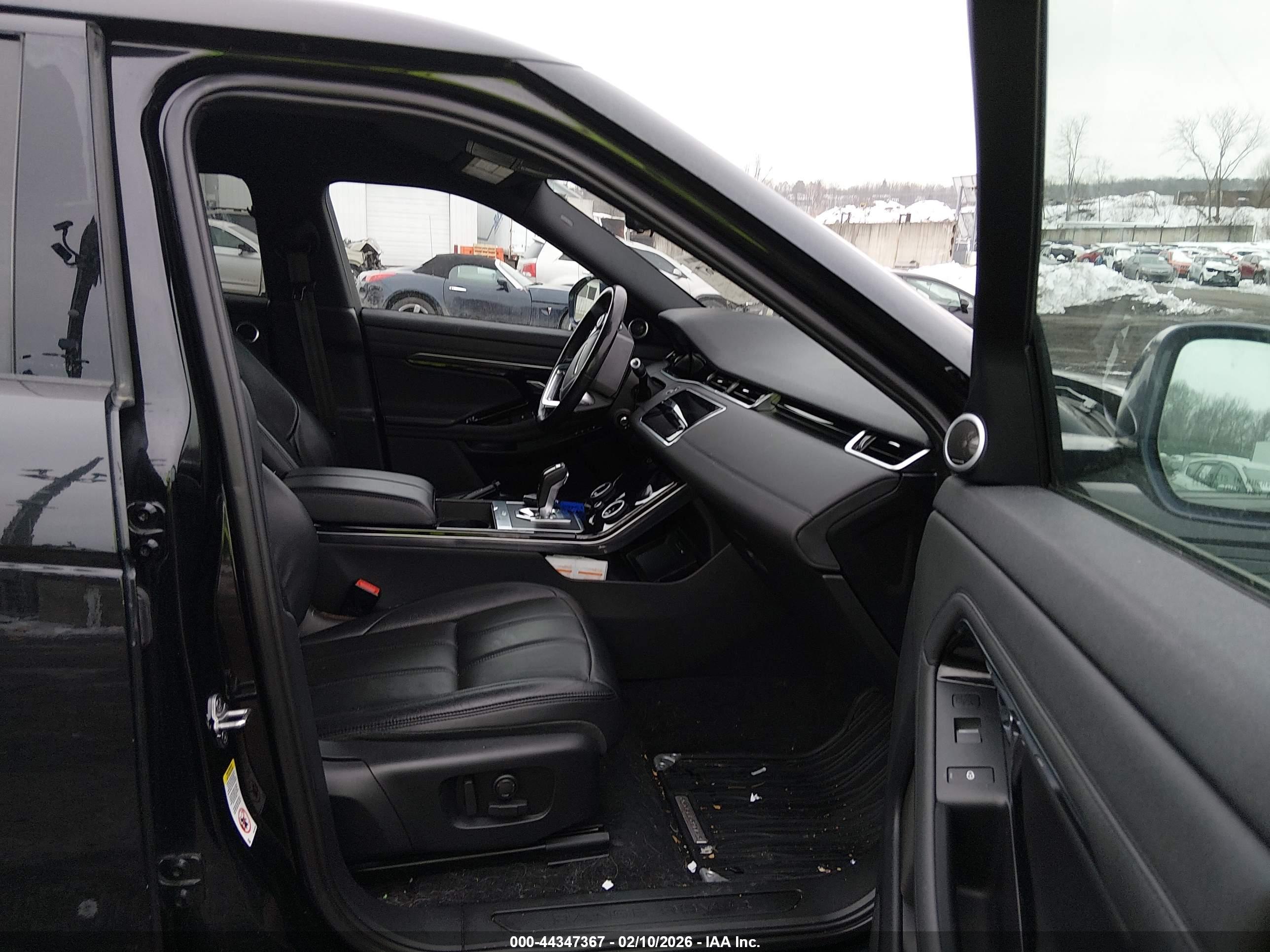 LAND ROVER image 5