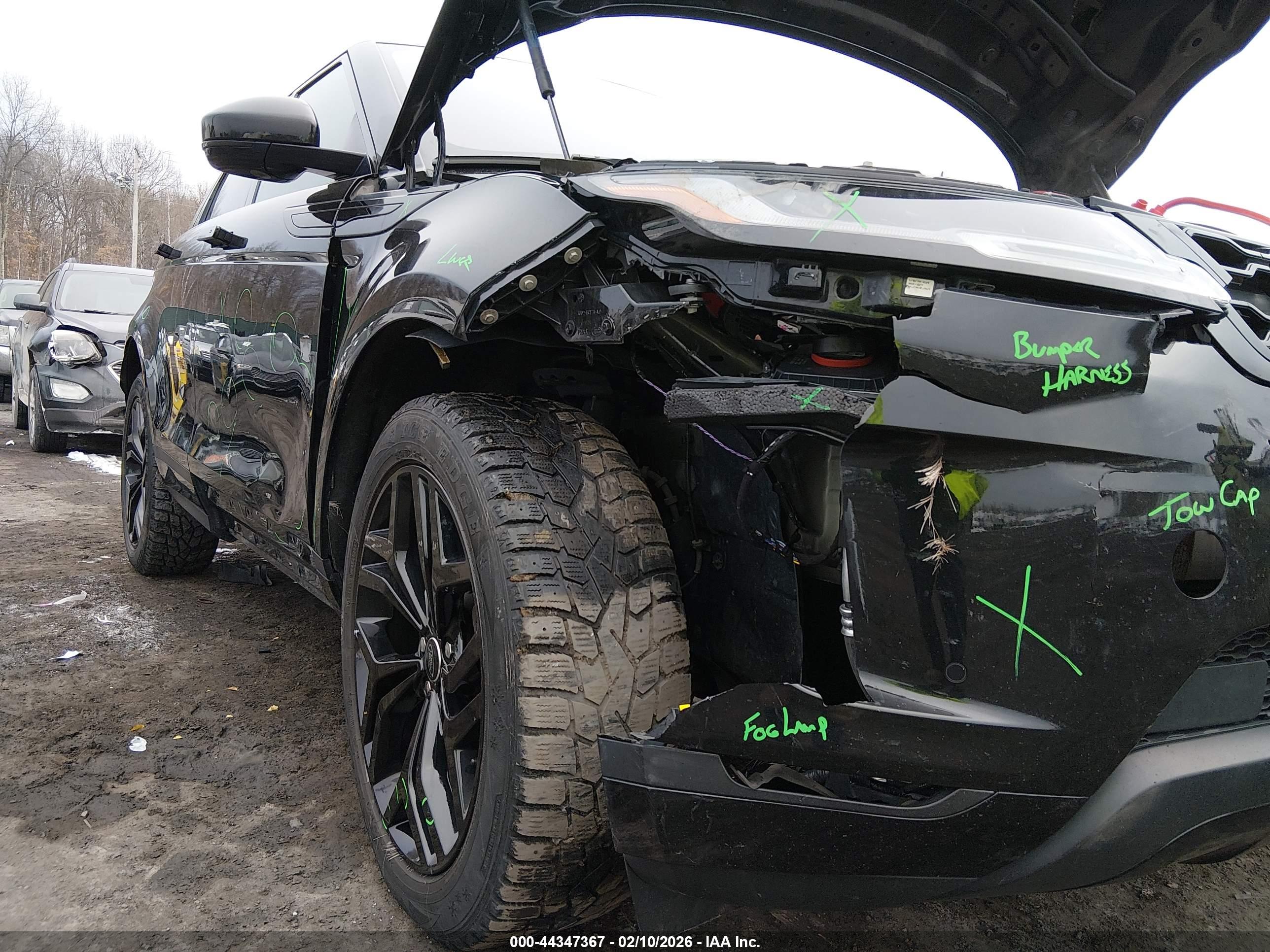 LAND ROVER image 6