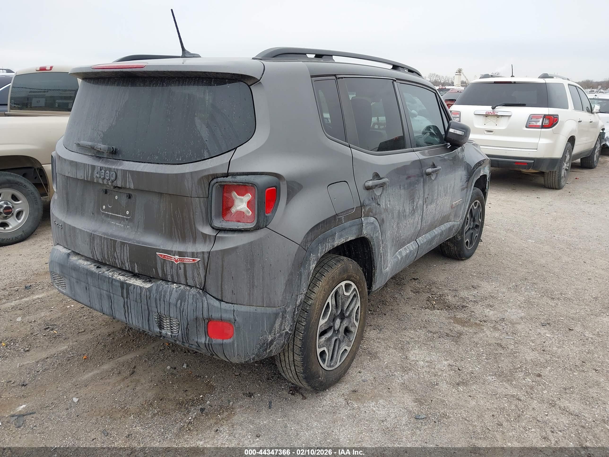JEEP RENEGADE image 4