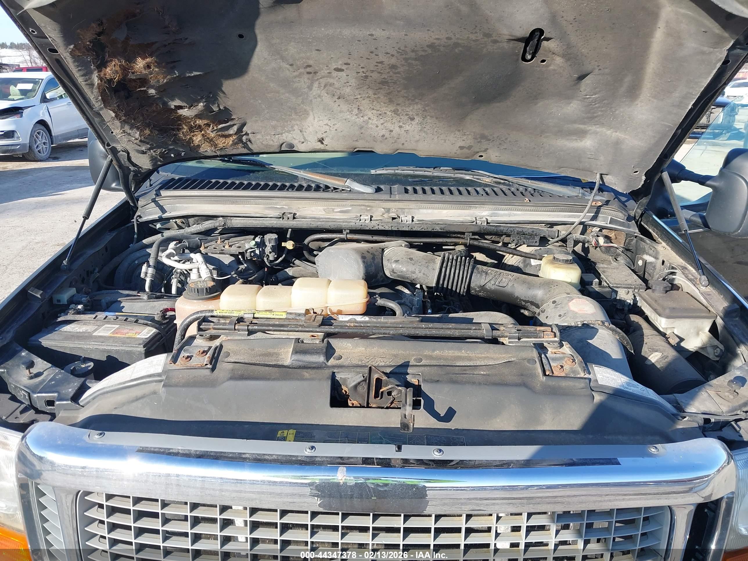 FORD EXCURSION image 10