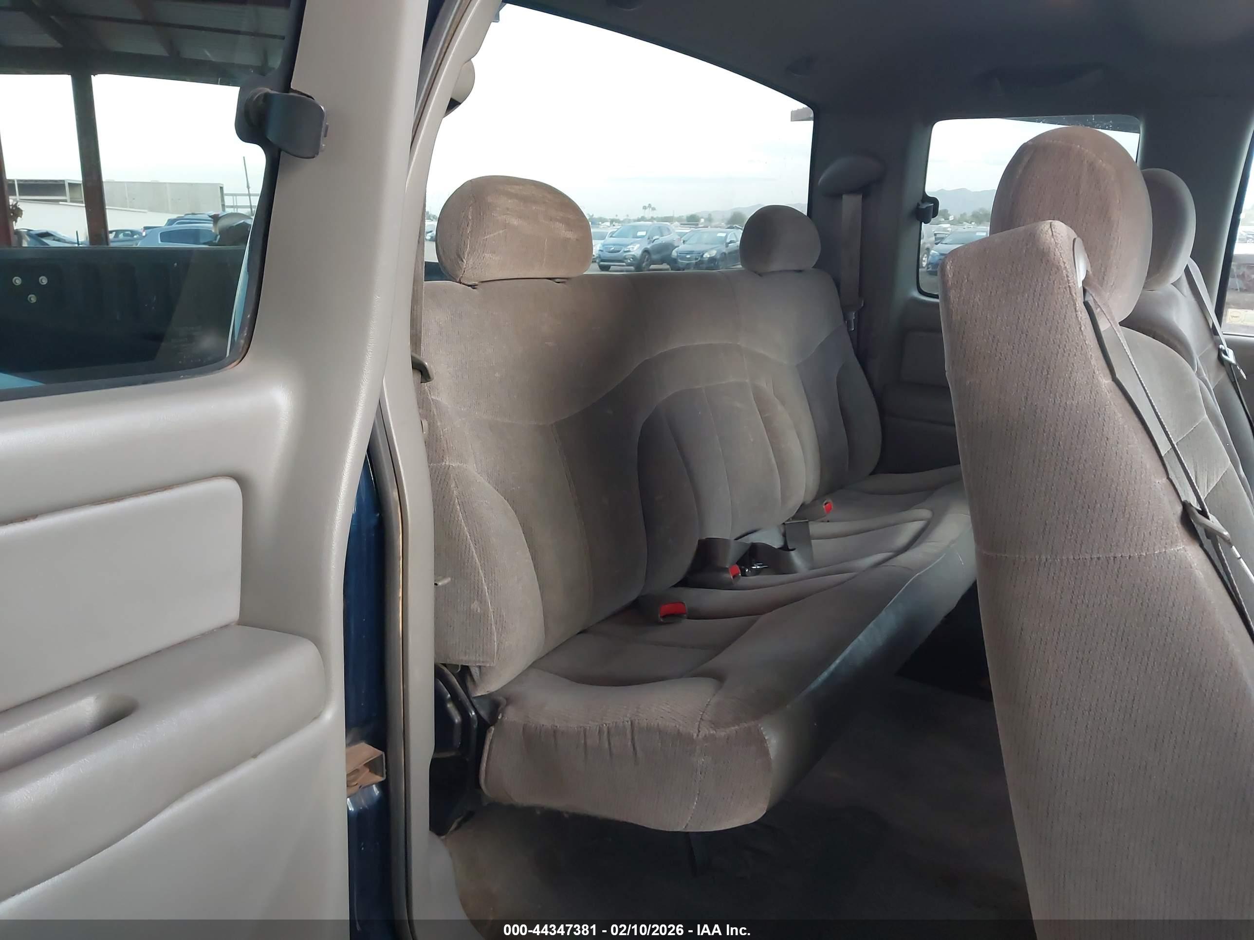 GMC SIERRA image 8