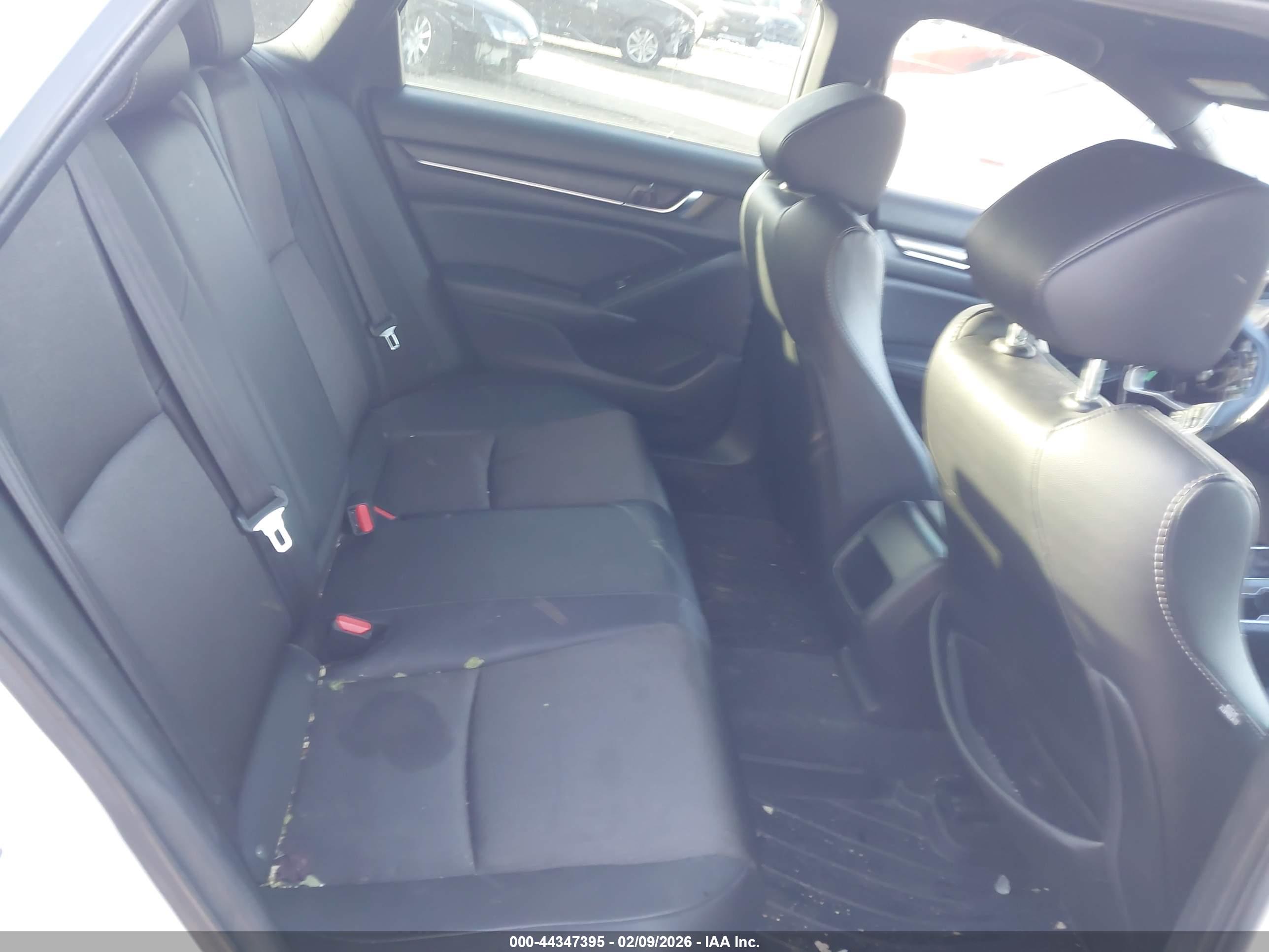 HONDA ACCORD image 8