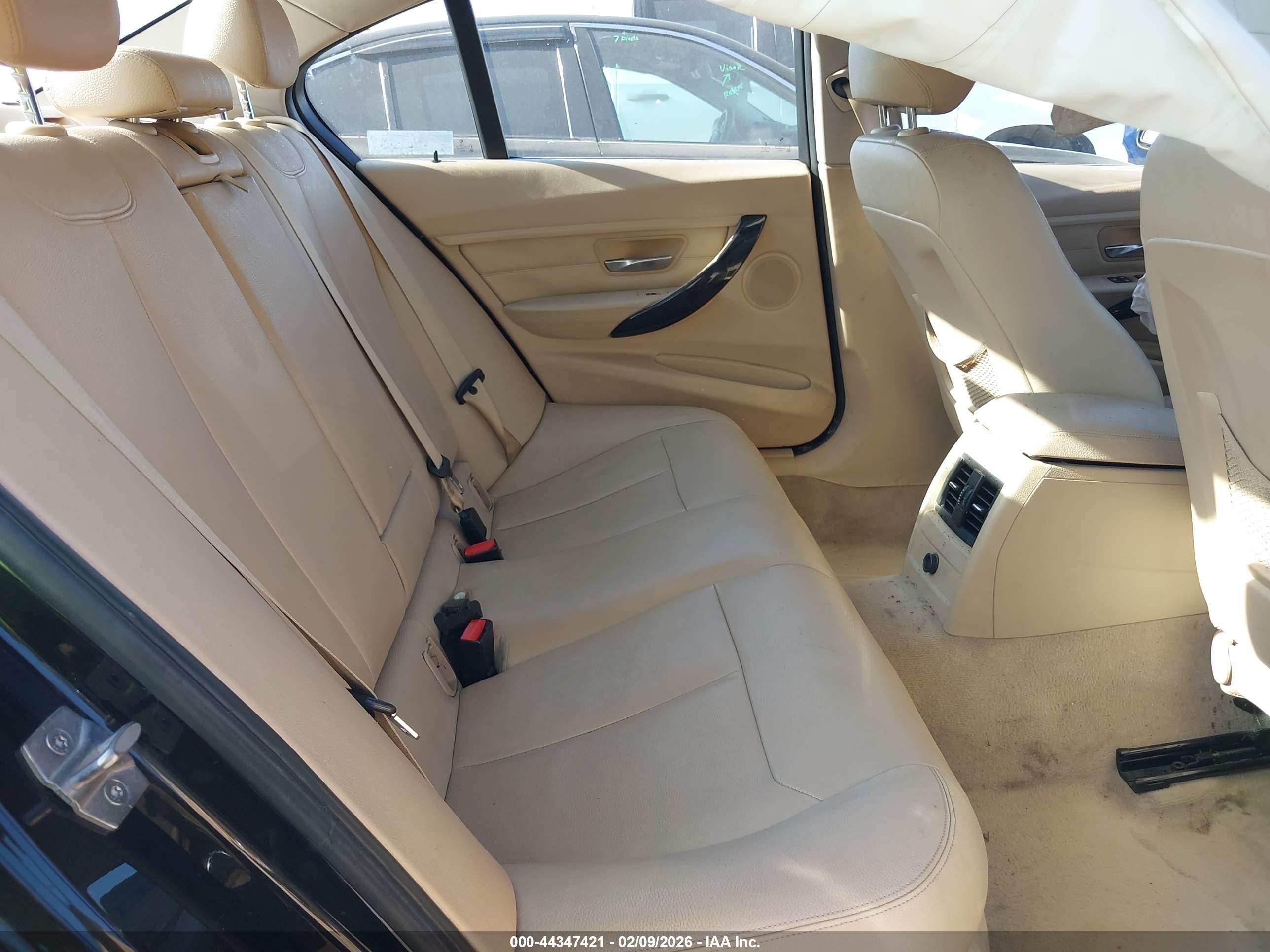 BMW 328I image 8