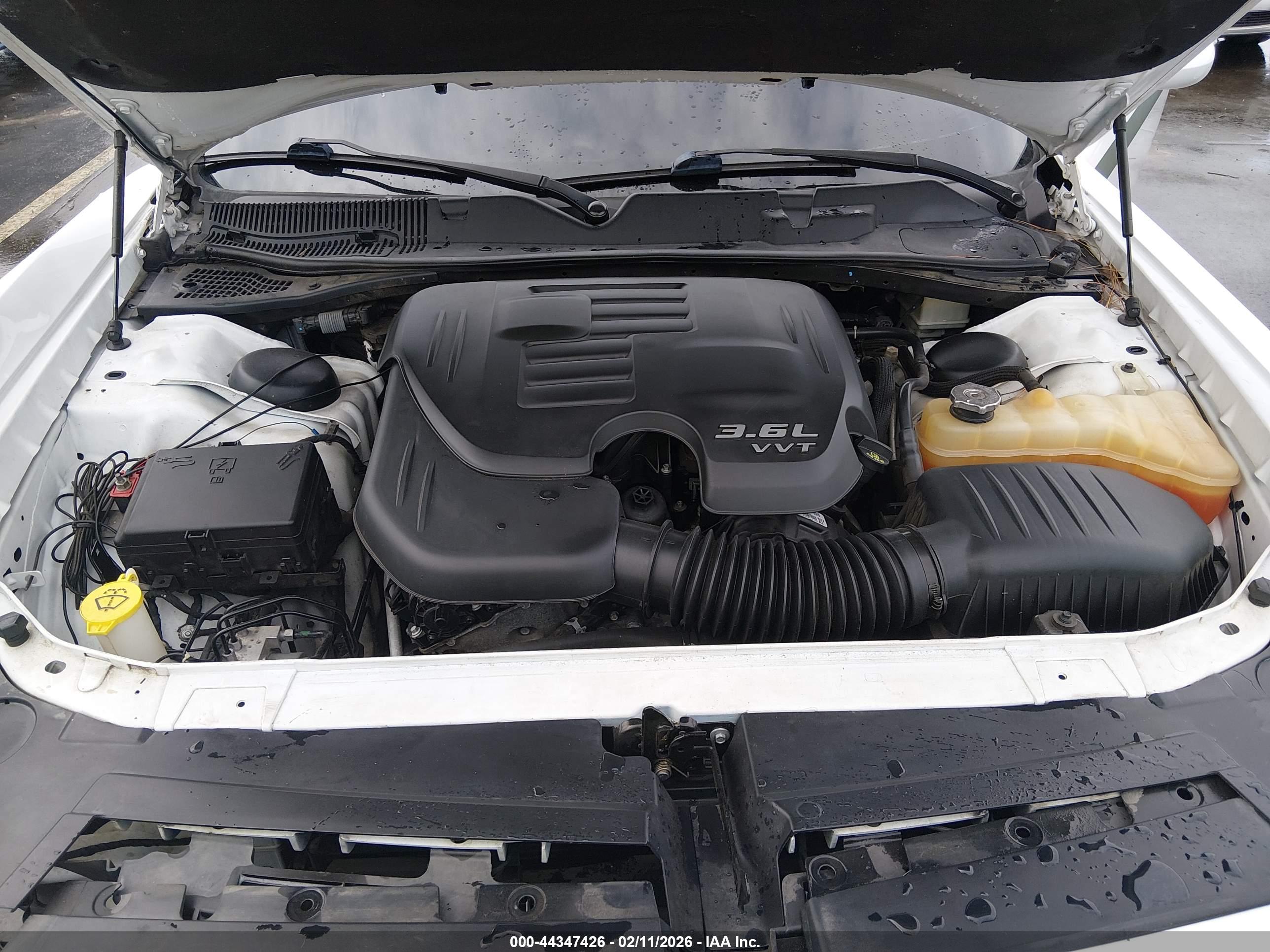 DODGE CHALLENGER image 10