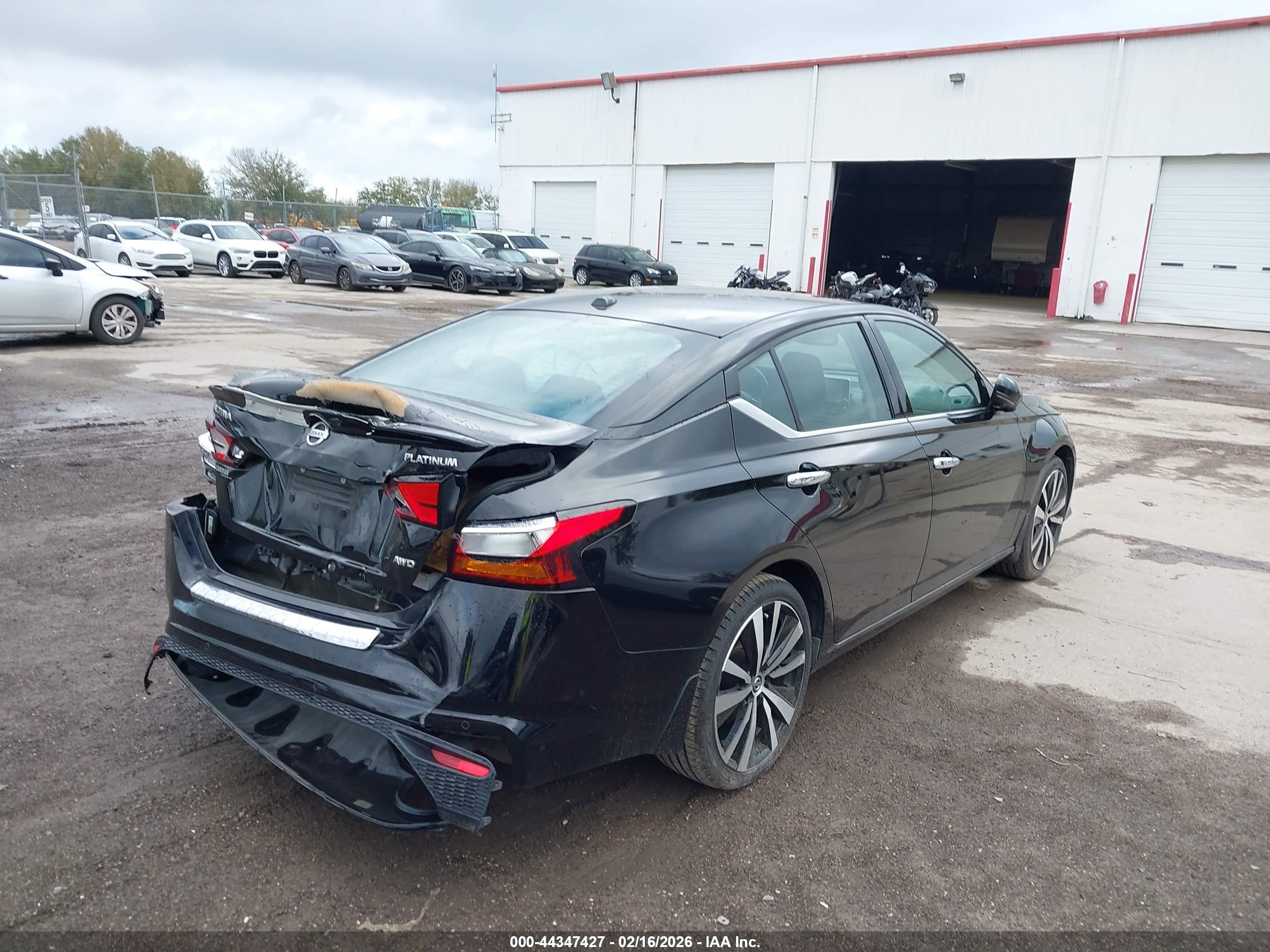 NISSAN ALTIMA image 4