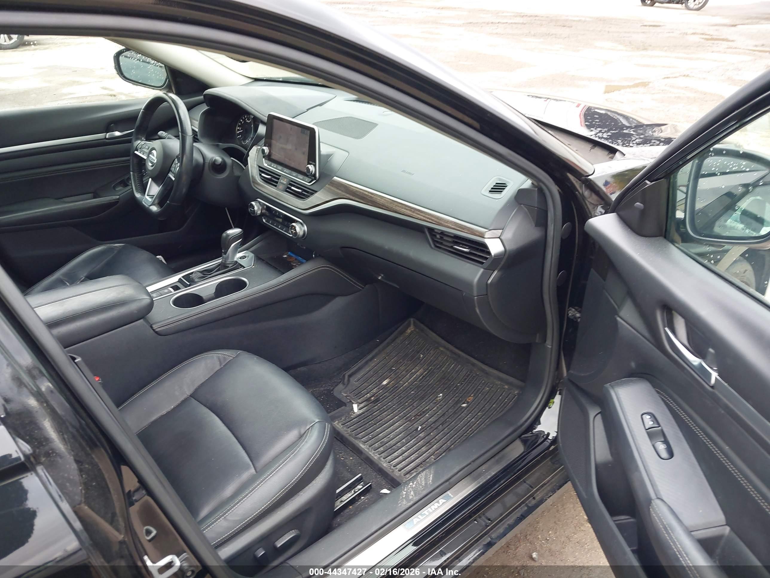 NISSAN ALTIMA image 5