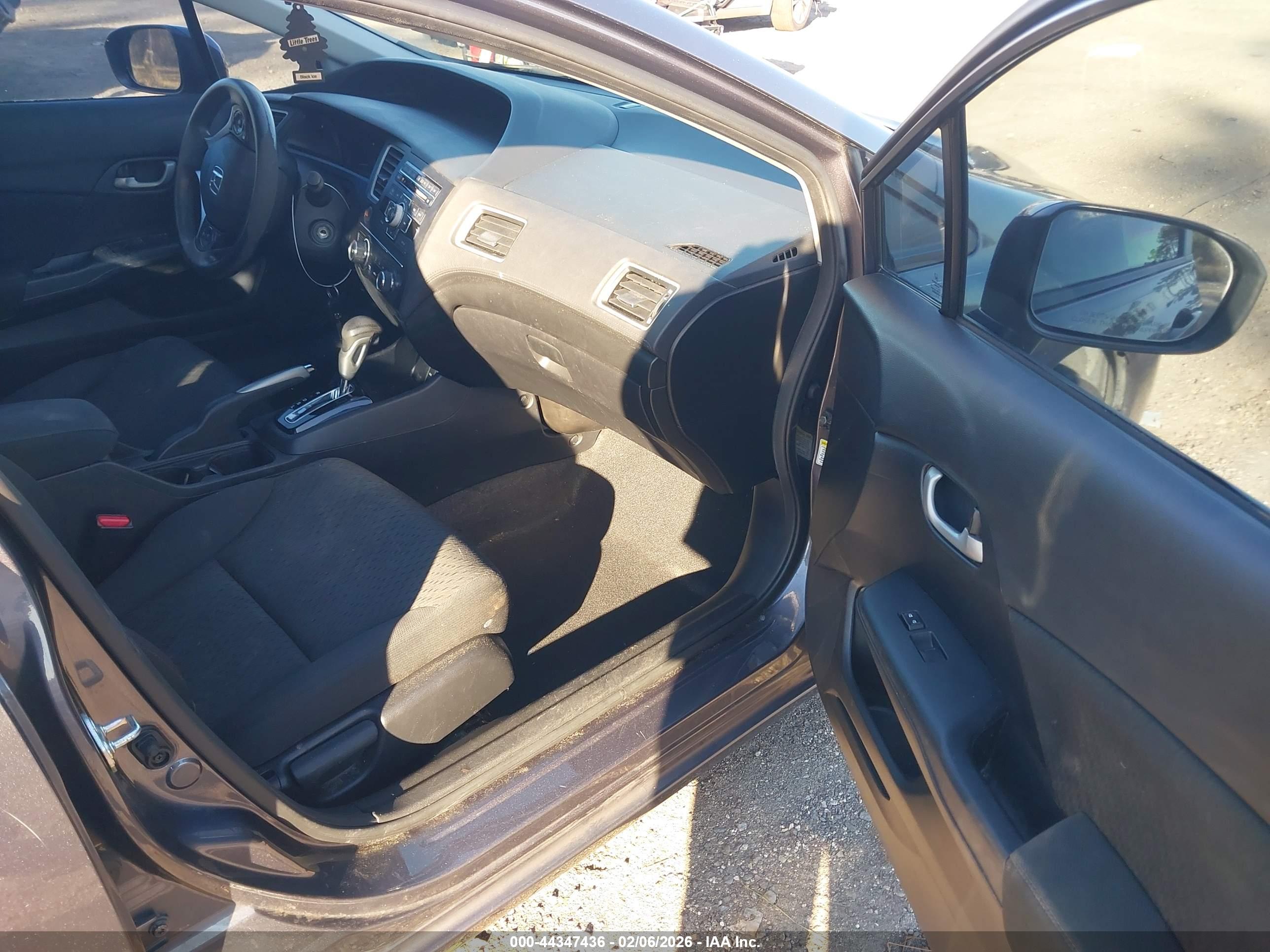 HONDA CIVIC image 5