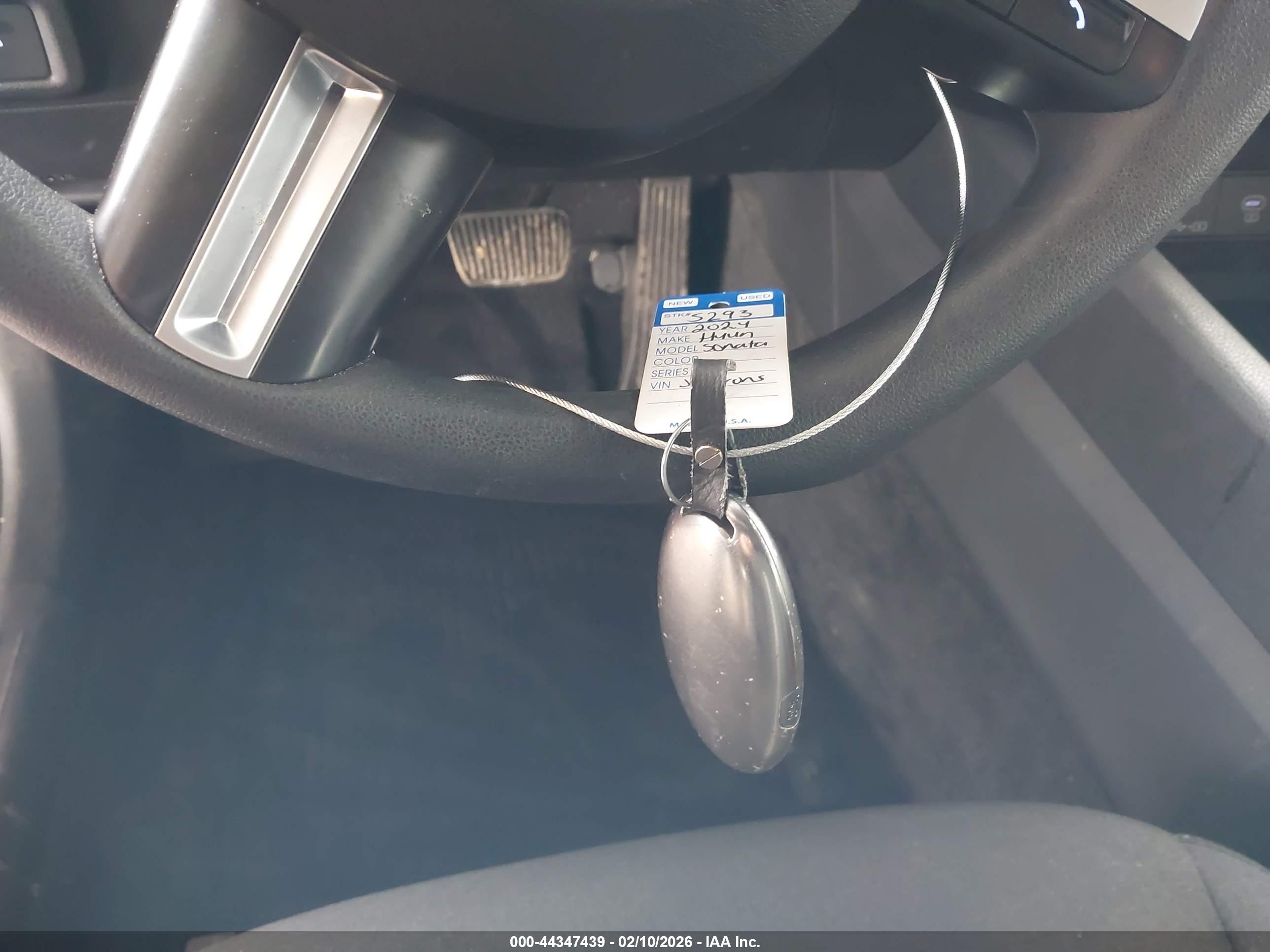 HYUNDAI SONATA image 11