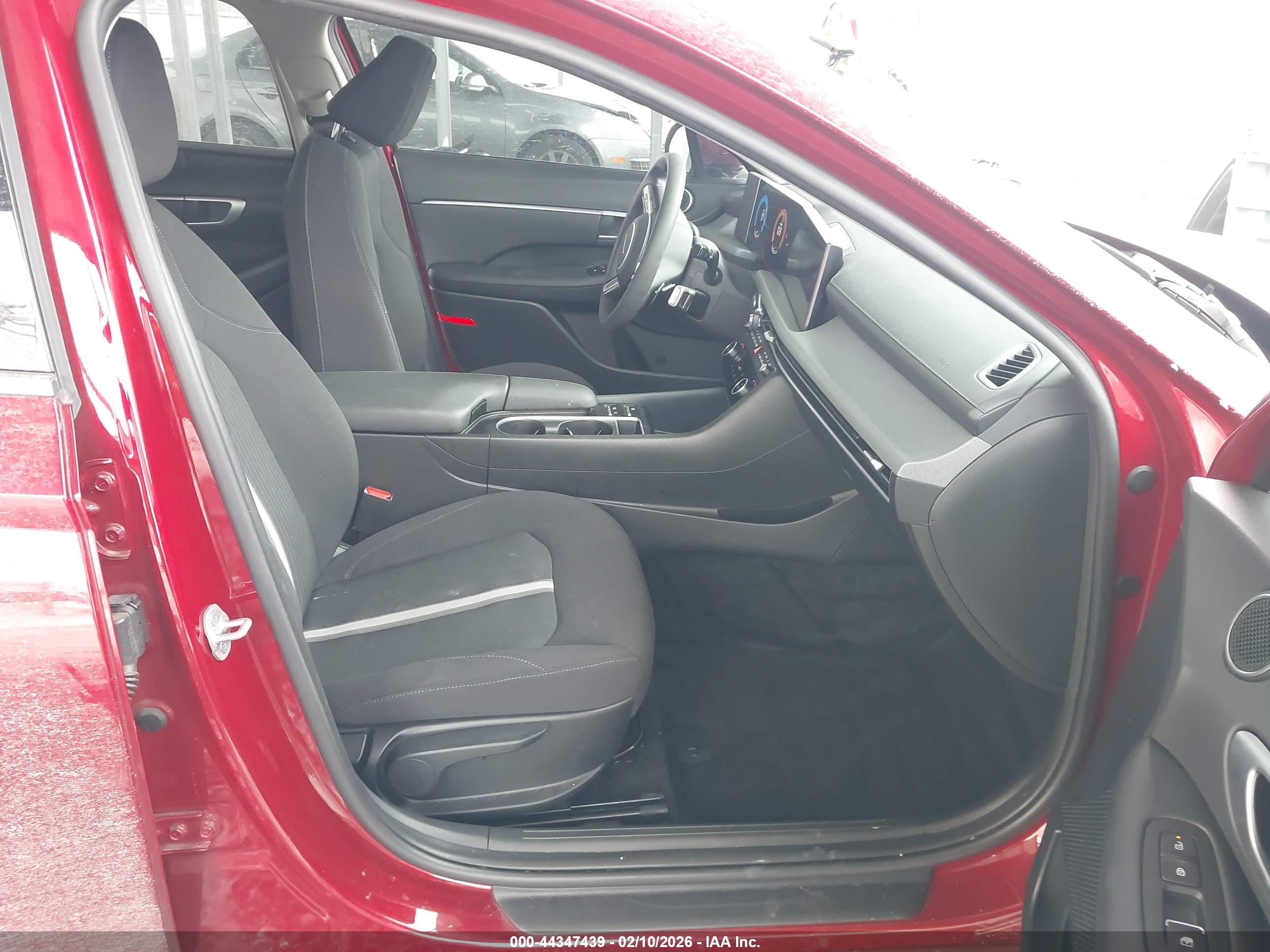 HYUNDAI SONATA image 5