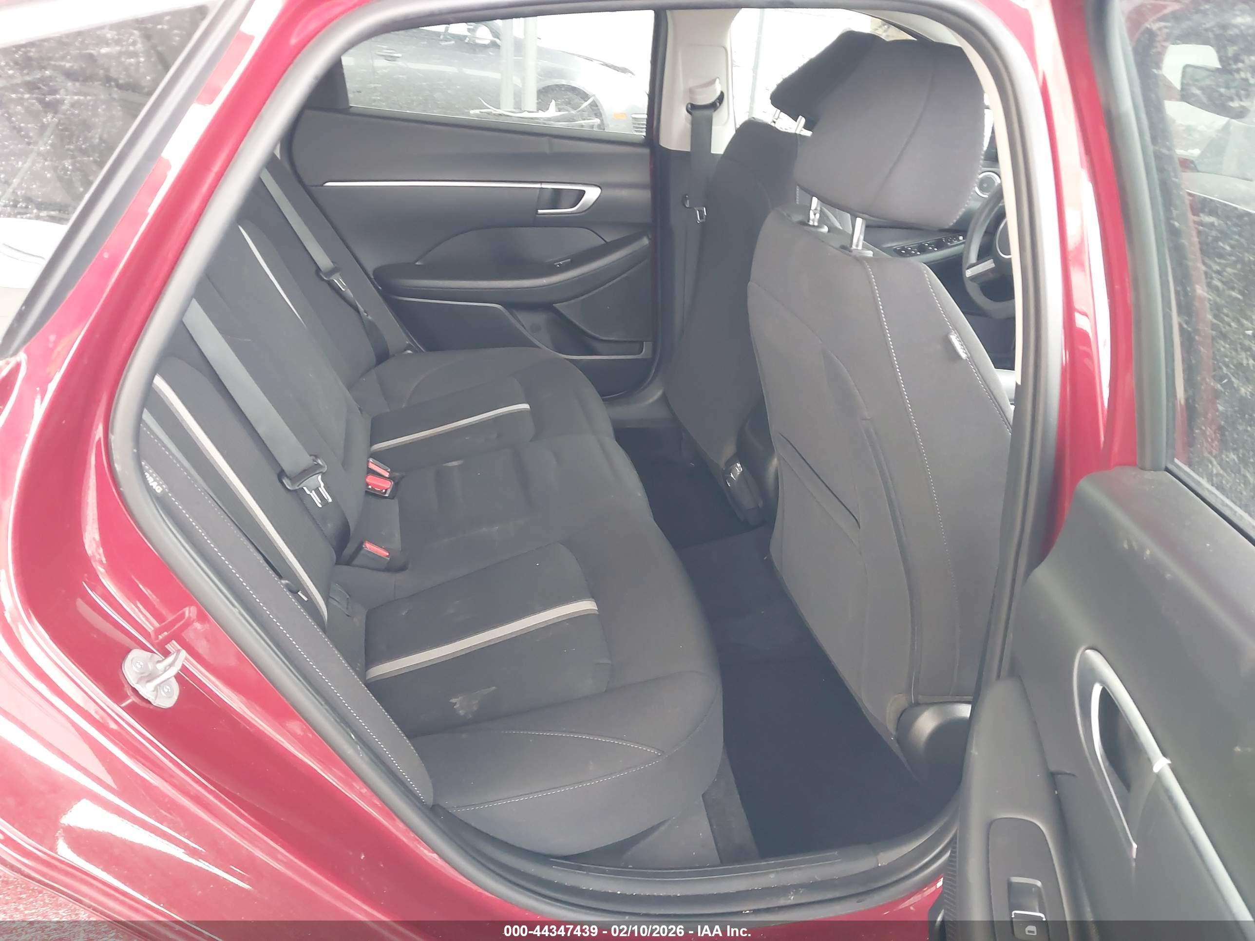 HYUNDAI SONATA image 8
