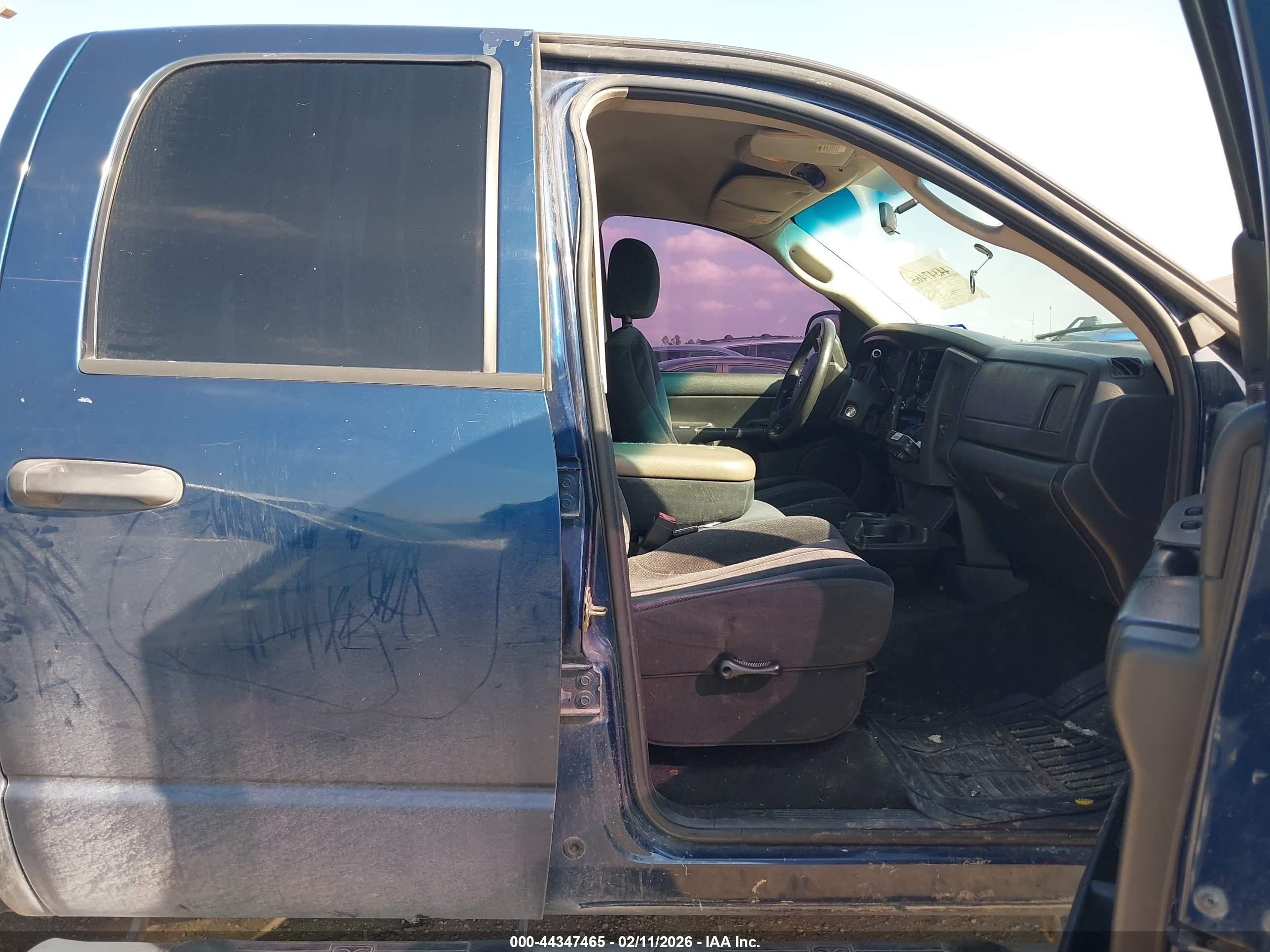 DODGE RAM image 5
