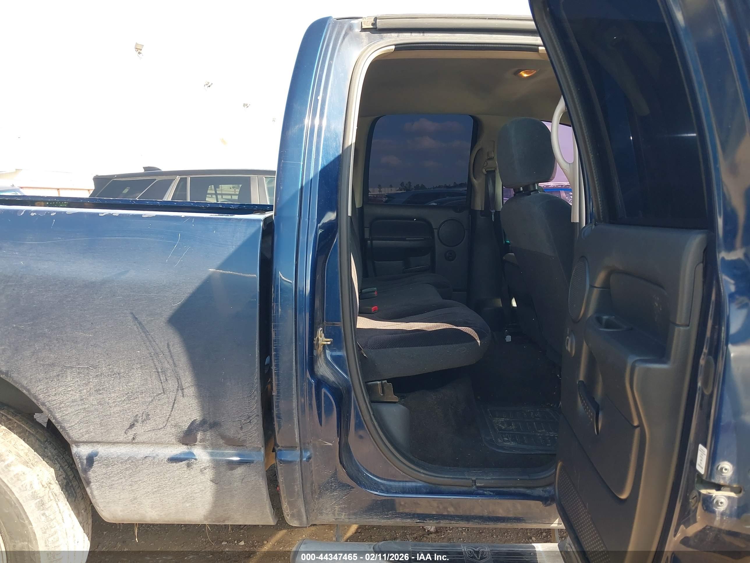 DODGE RAM image 8